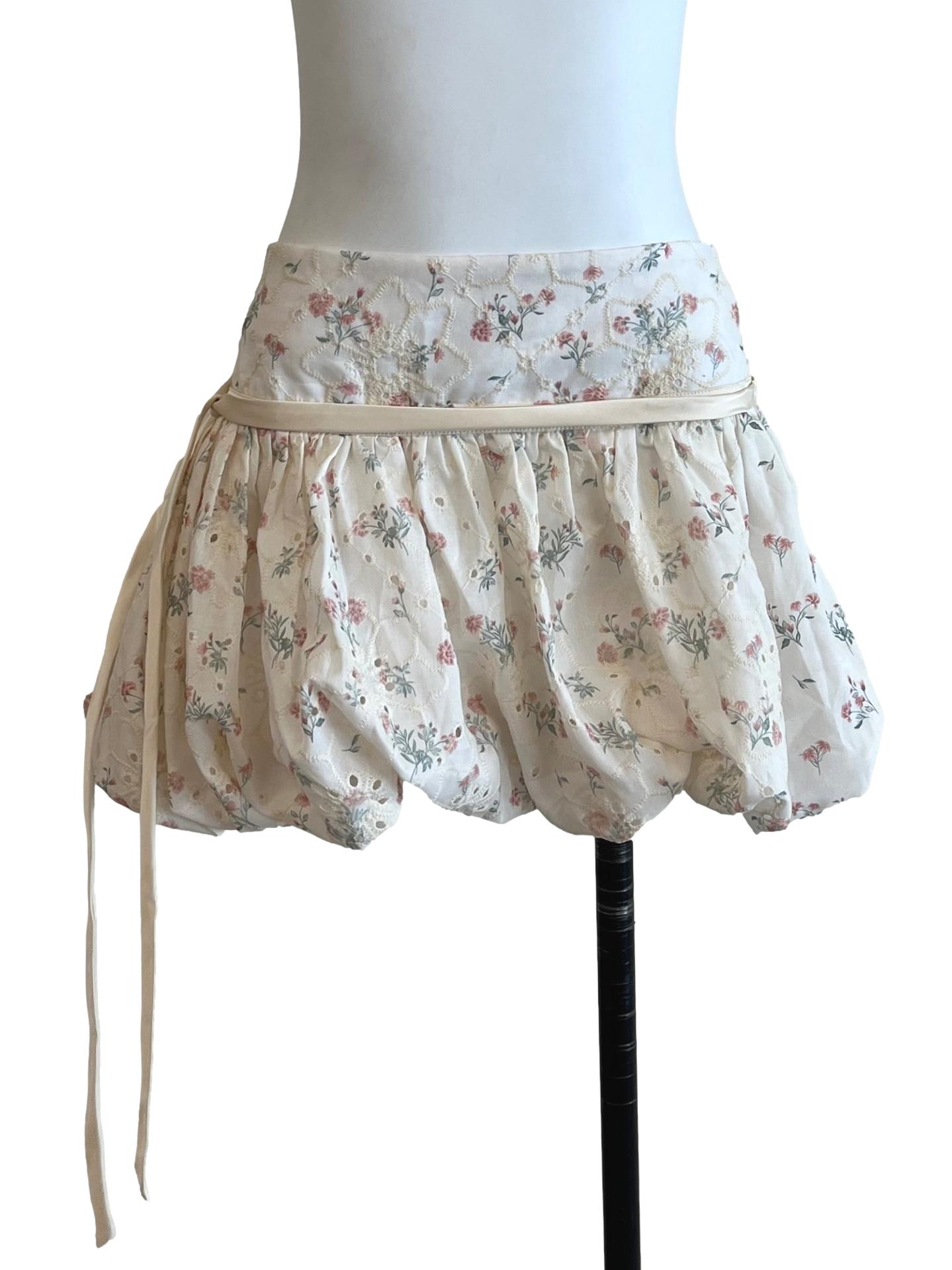 Cream White Floral Printed Skorts