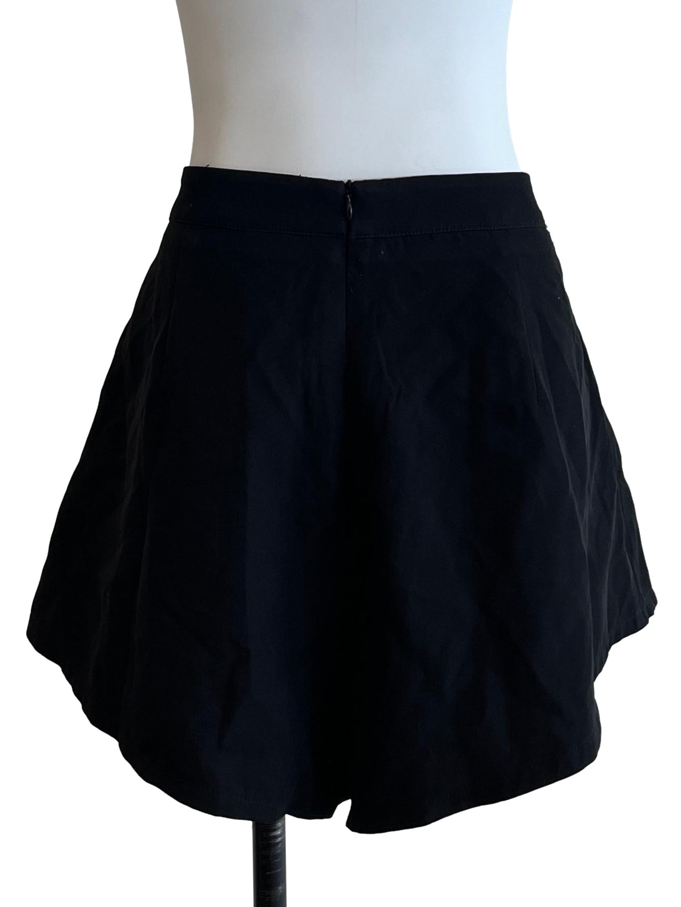 Pitch Black Skorts