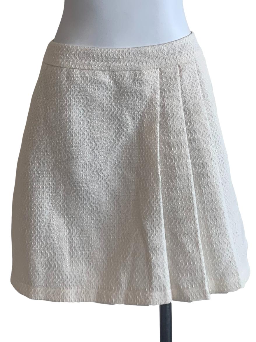 Lace White Half Box Pleated Skort