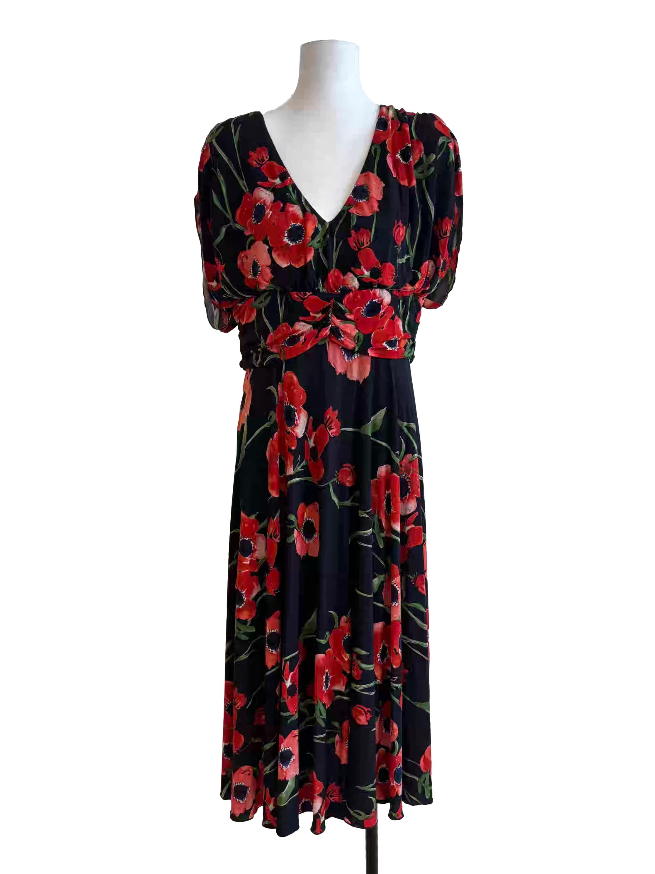 Parisian Black Rafflesia Dress
