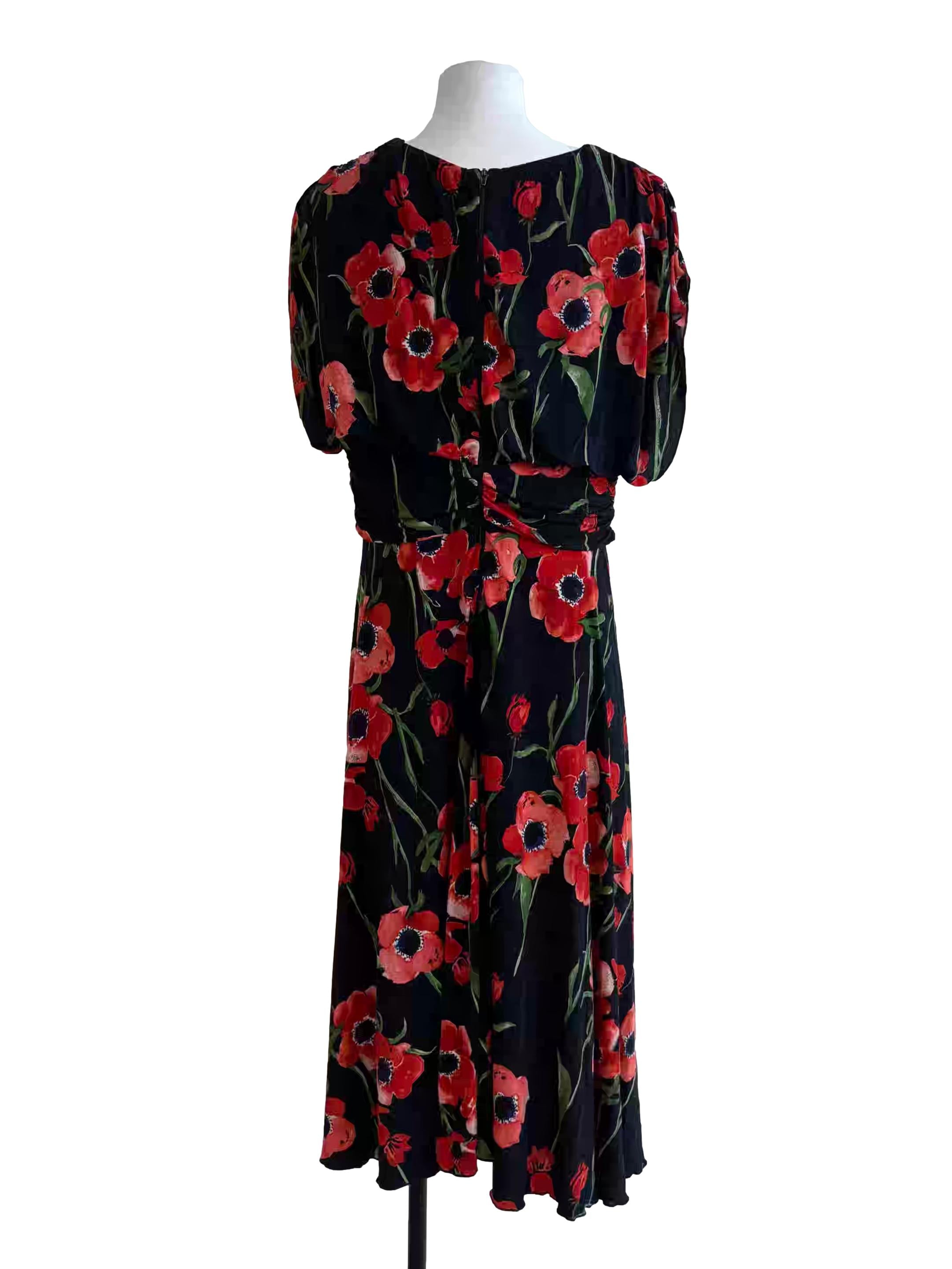 Parisian Black Rafflesia Dress