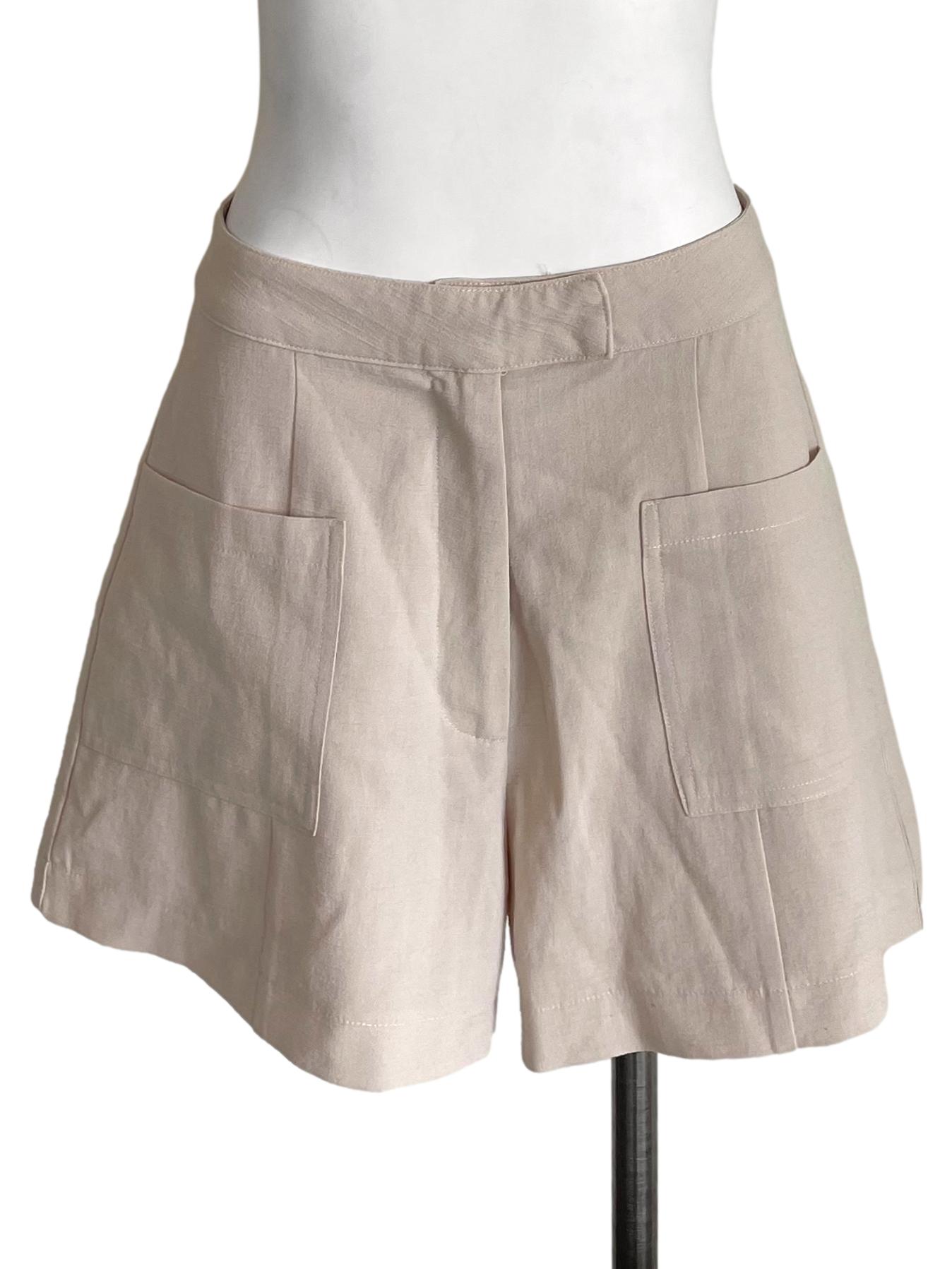 Light Beige Patch Pockets Shorts YHF
