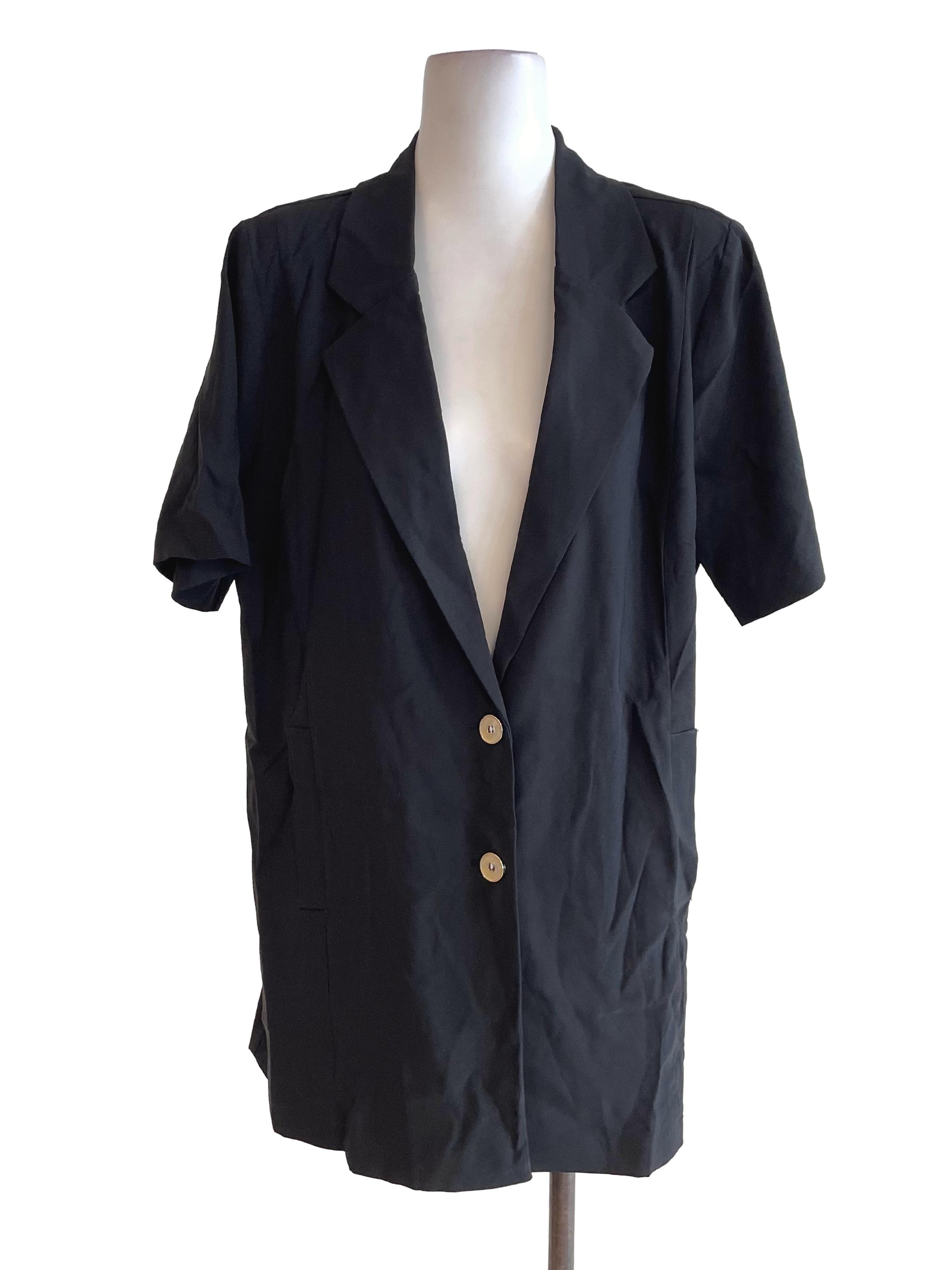 Black Short Sleeves Blouse