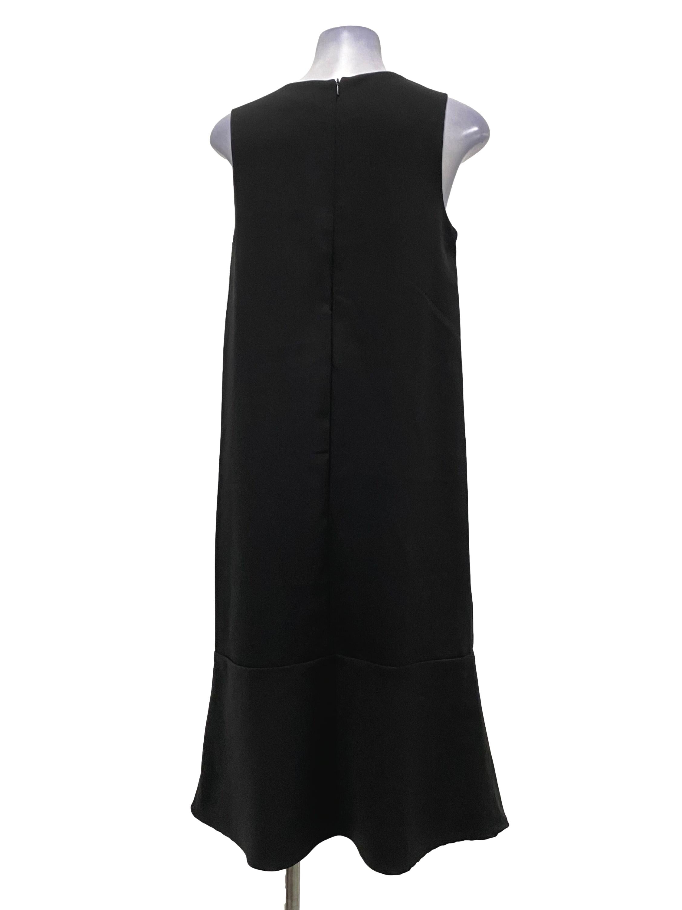 Black Round Neck Sleeveless Dress