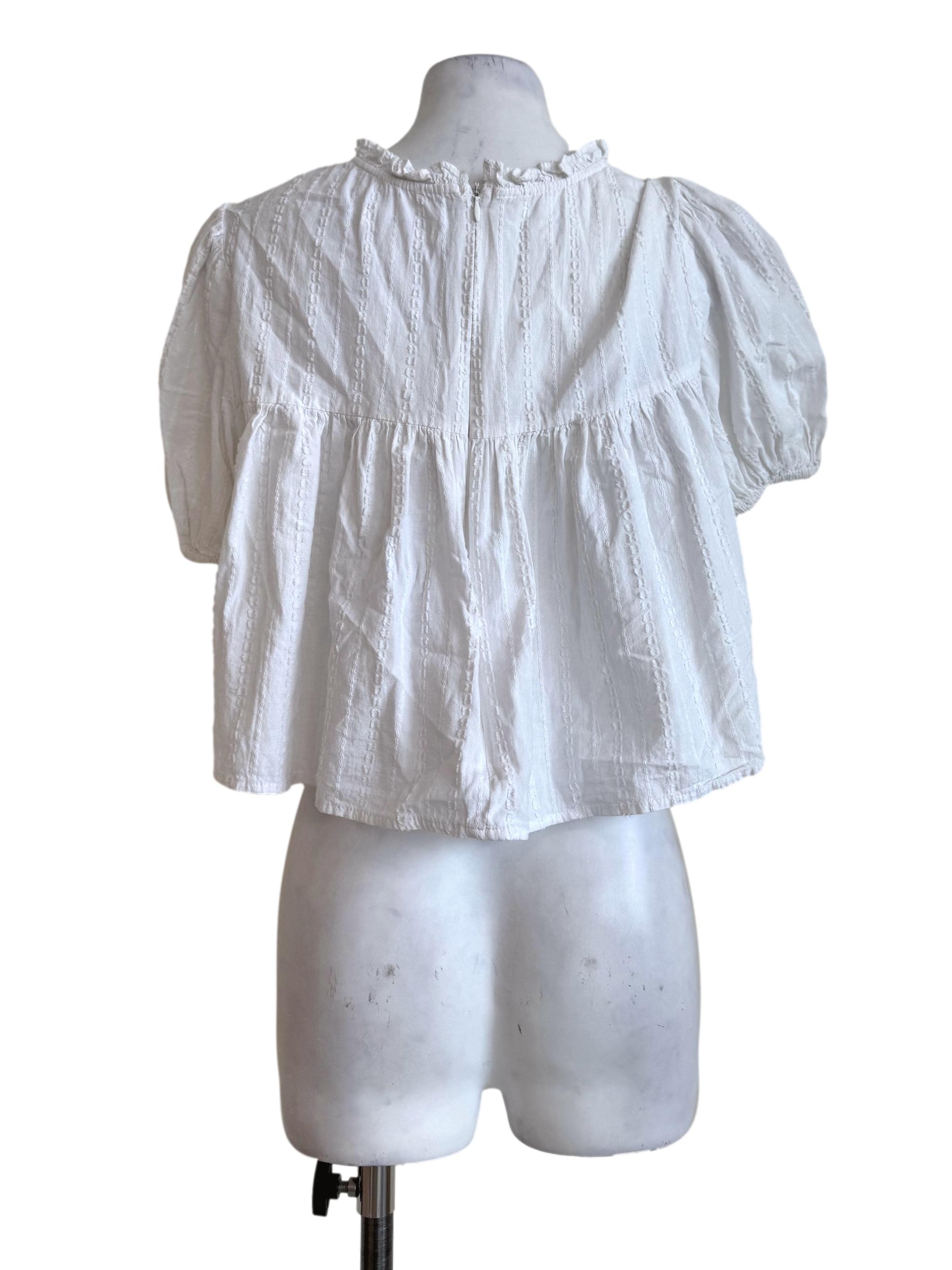 Textured White Round Neck Blouse