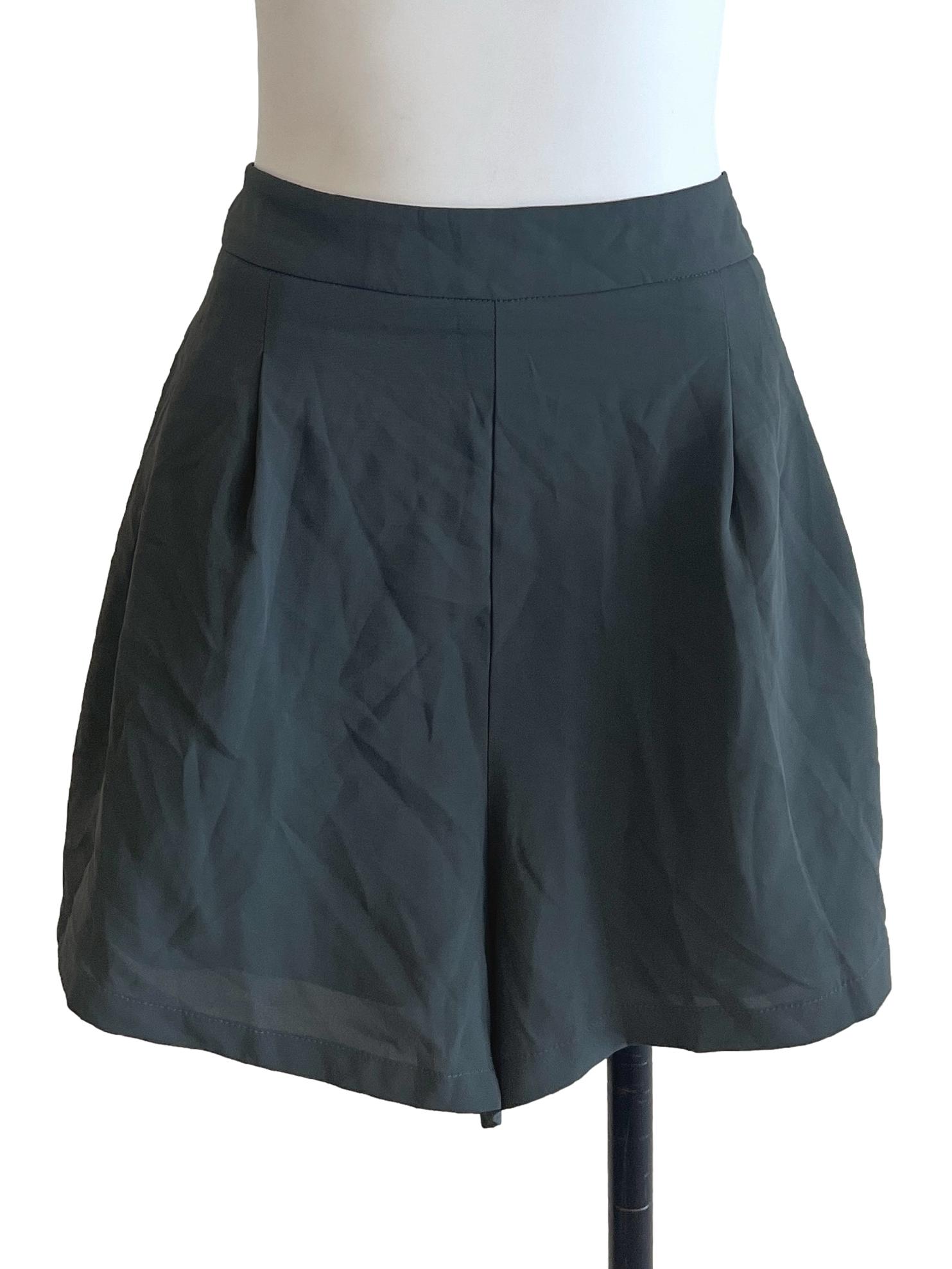 Ash Grey Skorts