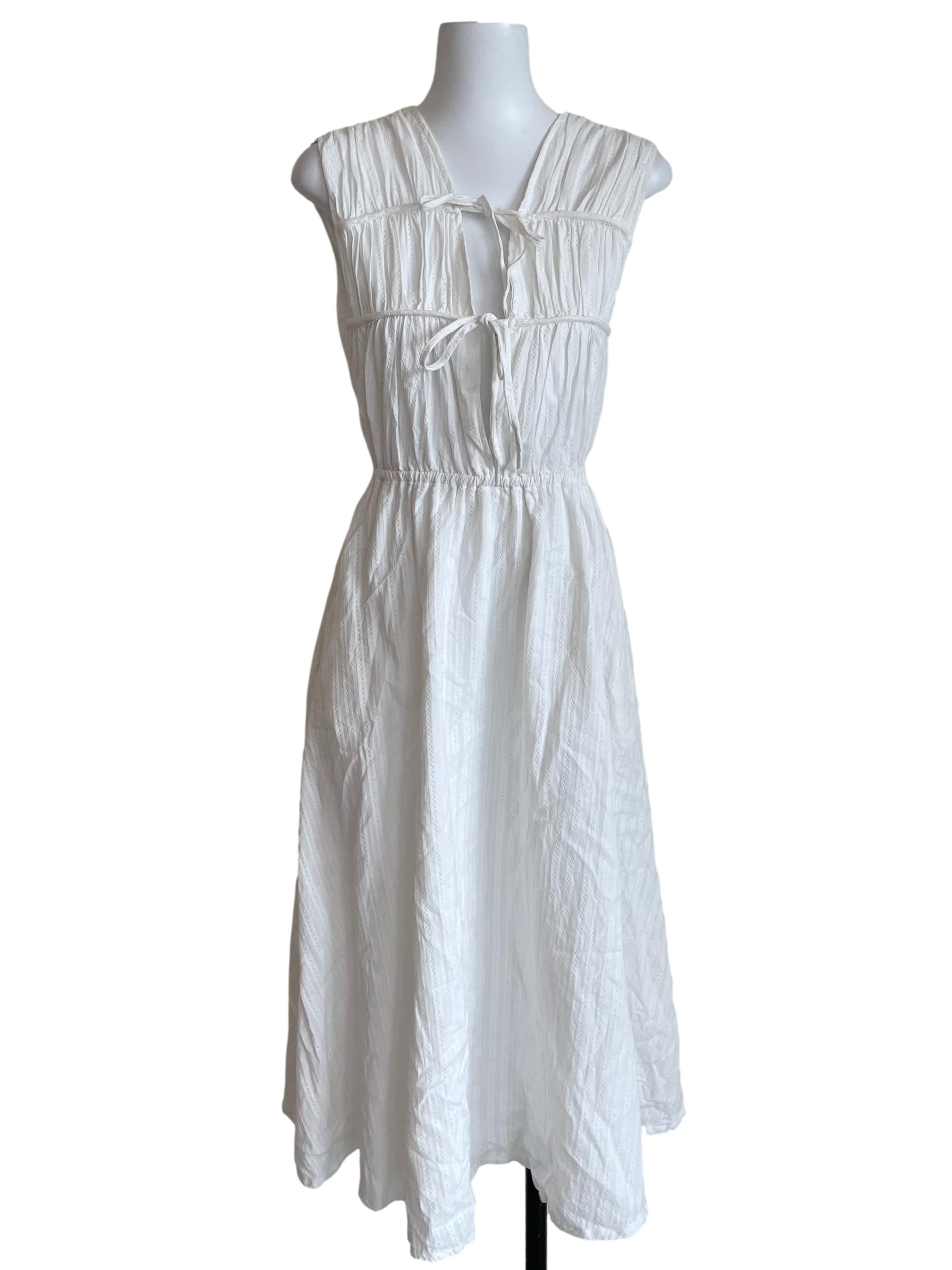 White Lacy Tie Knots Bouffont Dress