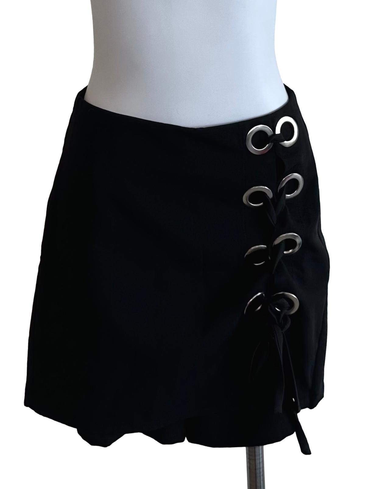 Onyx Black Ring Tied Skorts