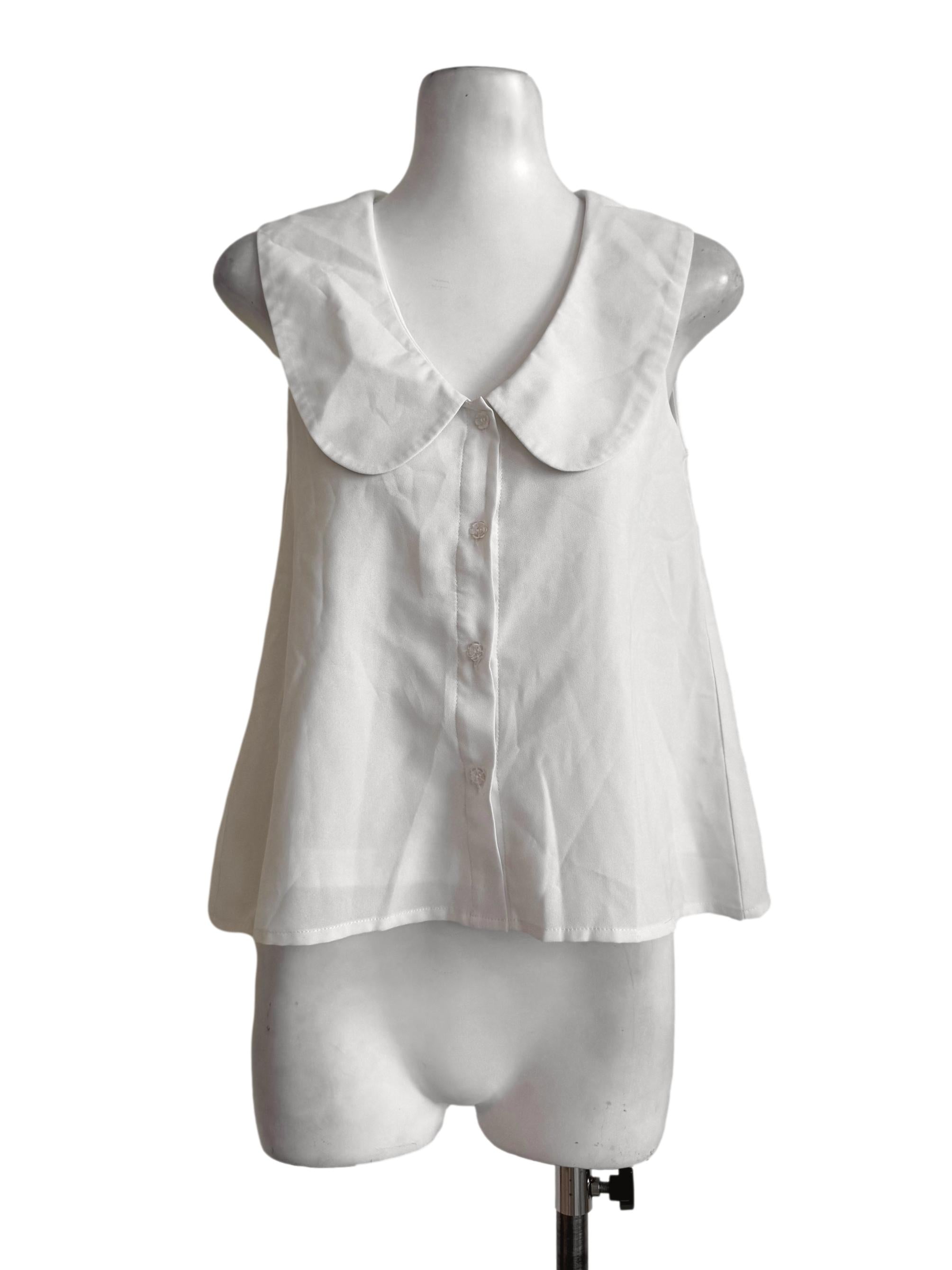 Pale White Collar Sleeveless Top