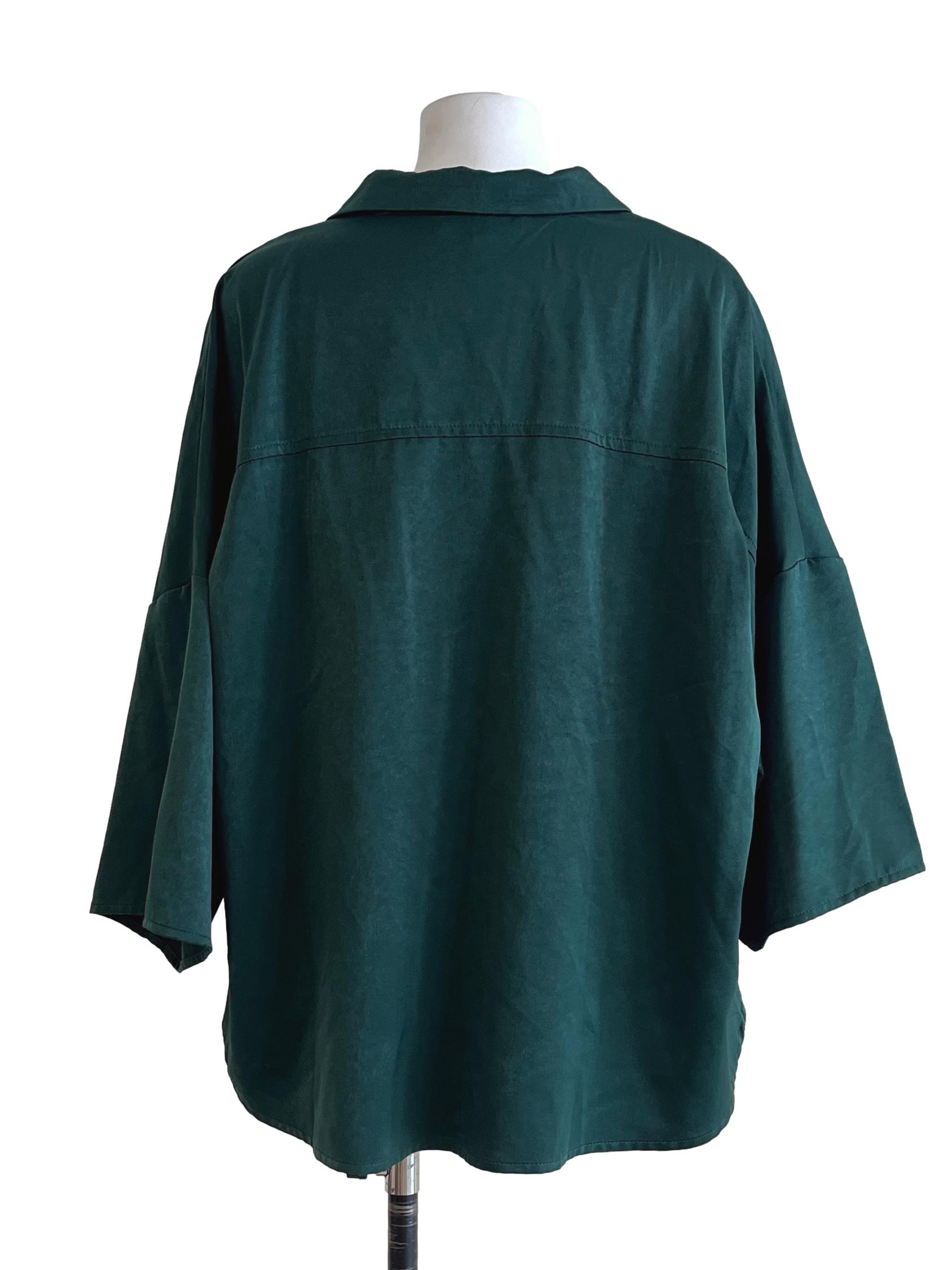 Emerald Green V-Neck Cropped Top