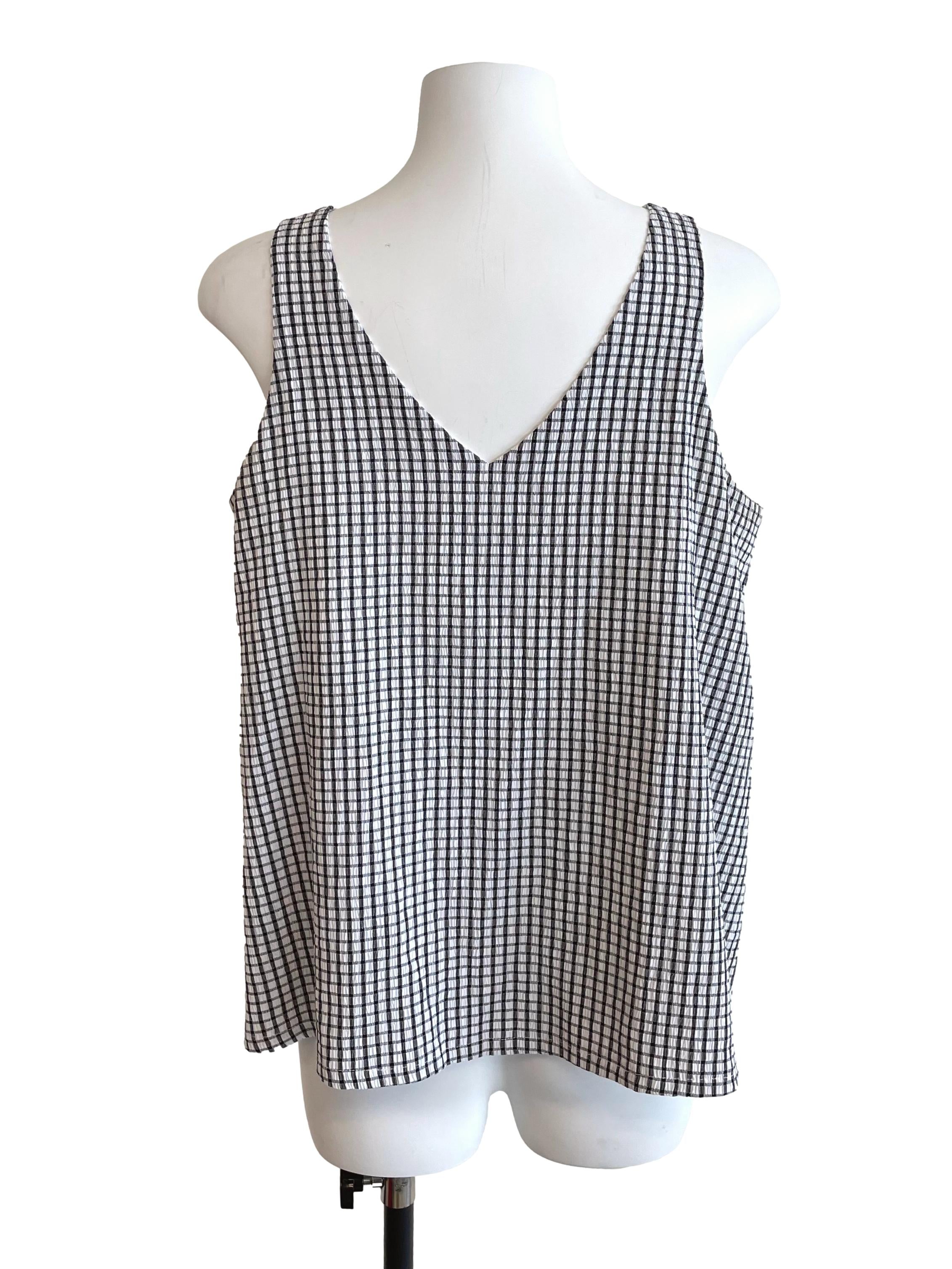 Black & White Graph Boxy Top