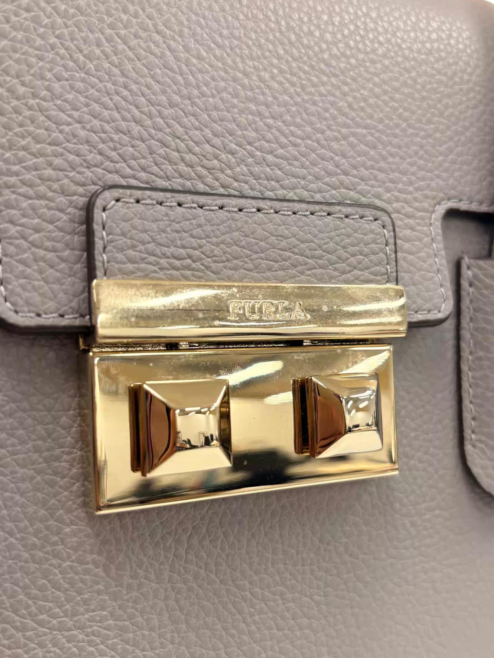 Light Grey Bella Top-Handle Leather Shoulder Bag