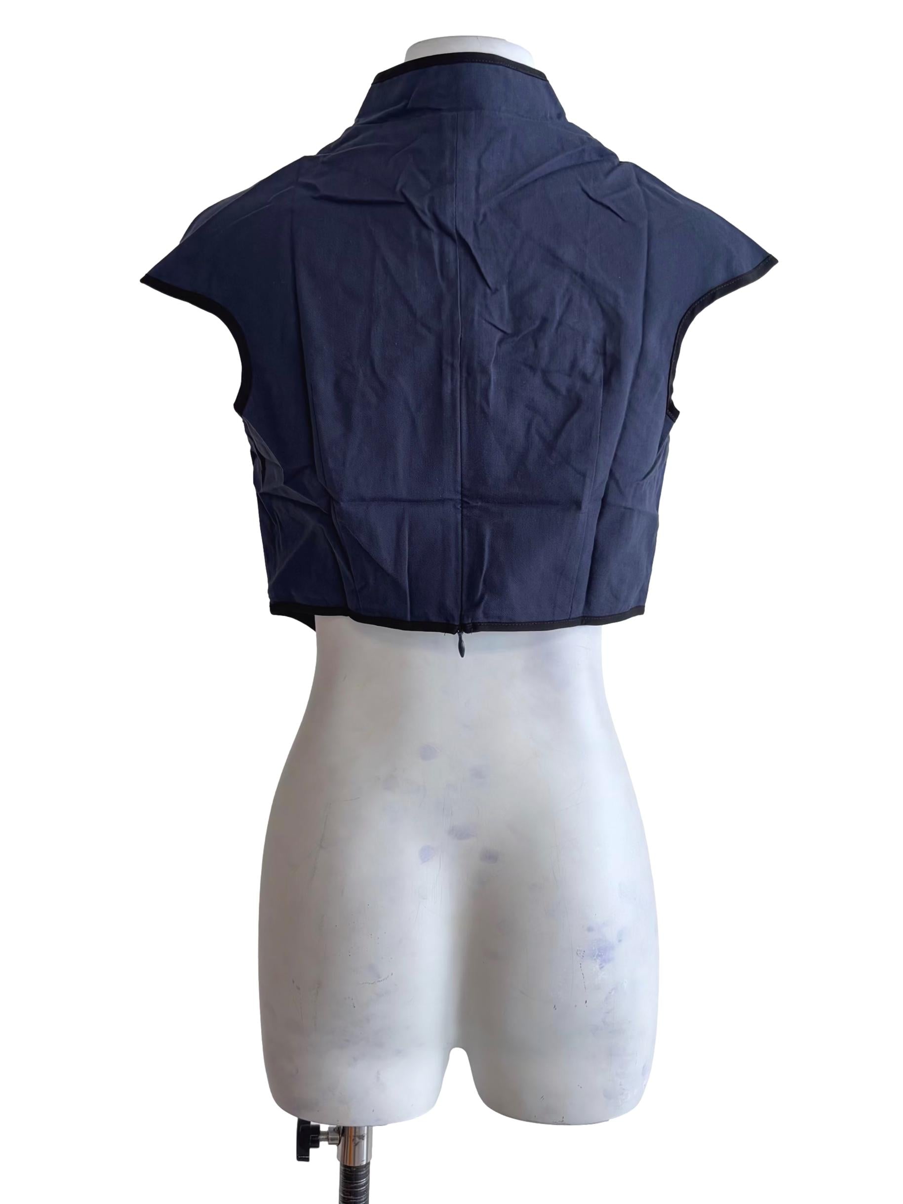 Navy Blue Rui Qipao Curved Hem Top