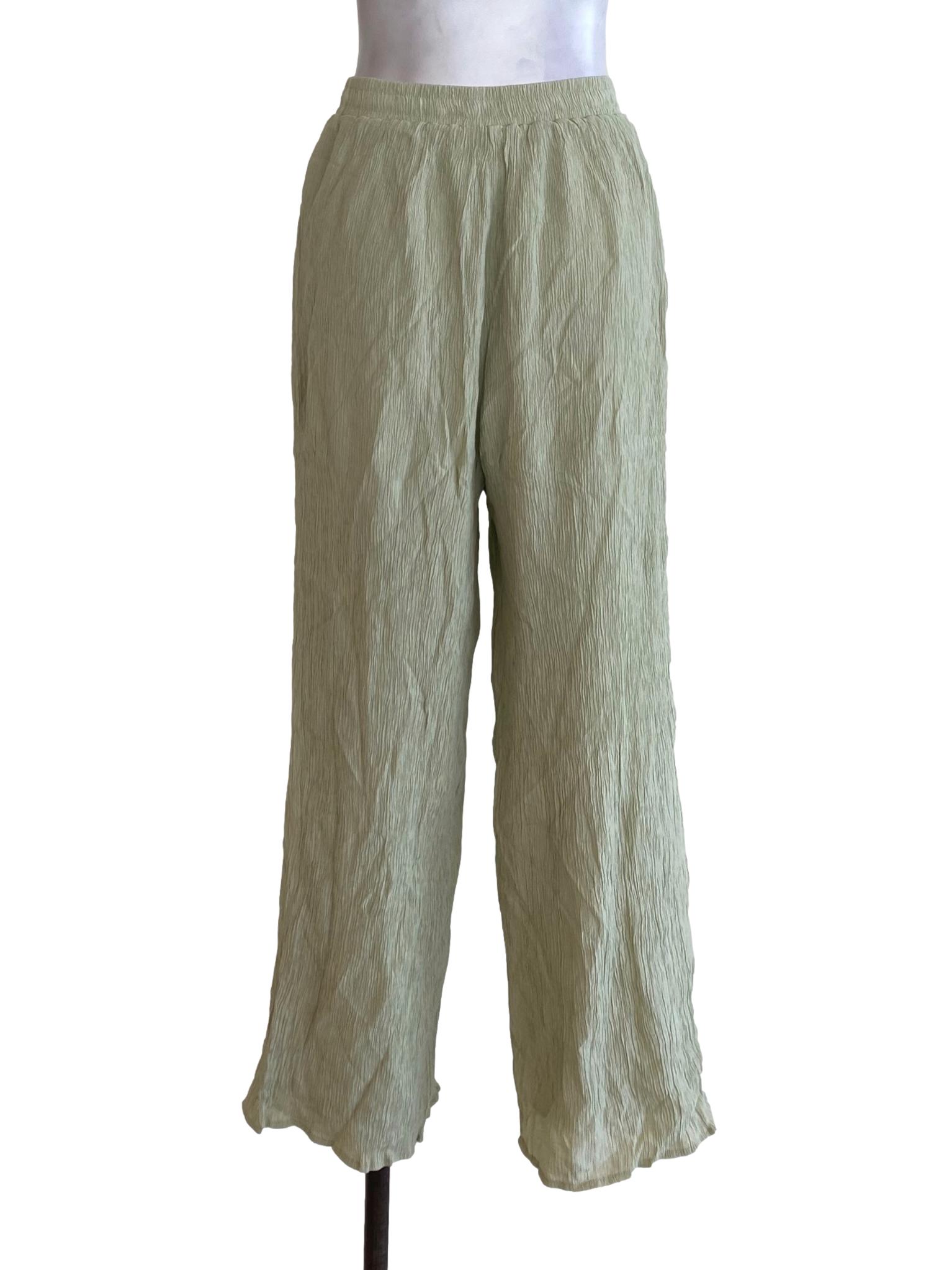 Love Bonito Green Textured Pleated Pants | REFASH