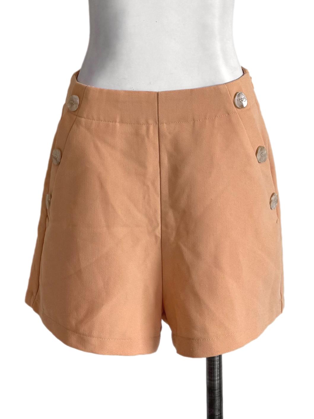 Milk Carrot Front Buttons Short Pants