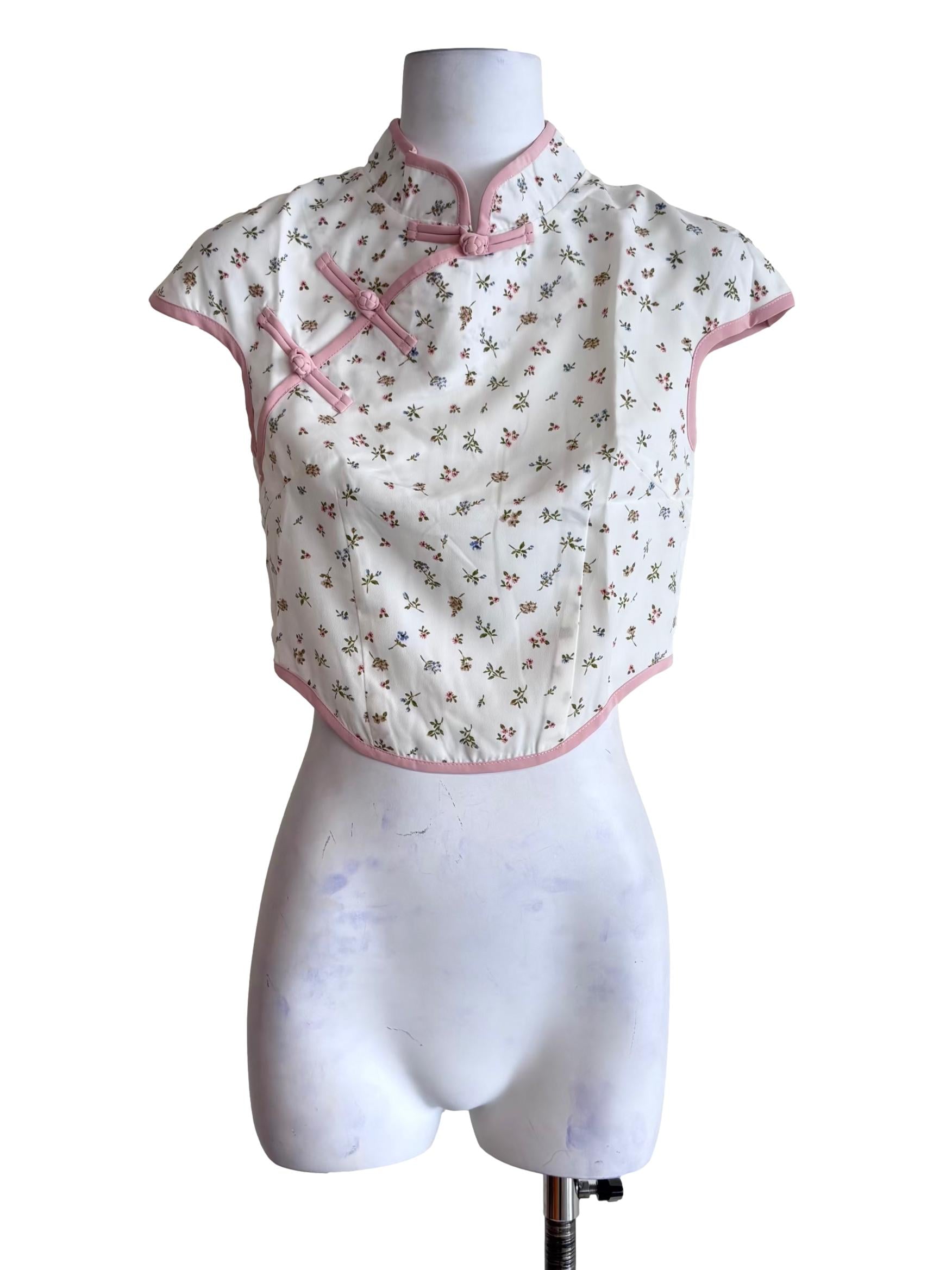 White Rui Qipao Curved Hem Top