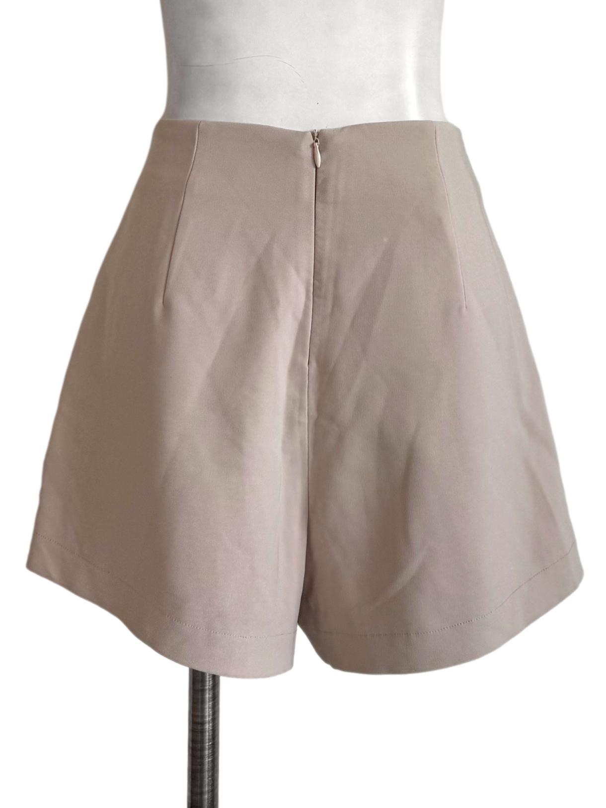 Sand Beige Short Pants