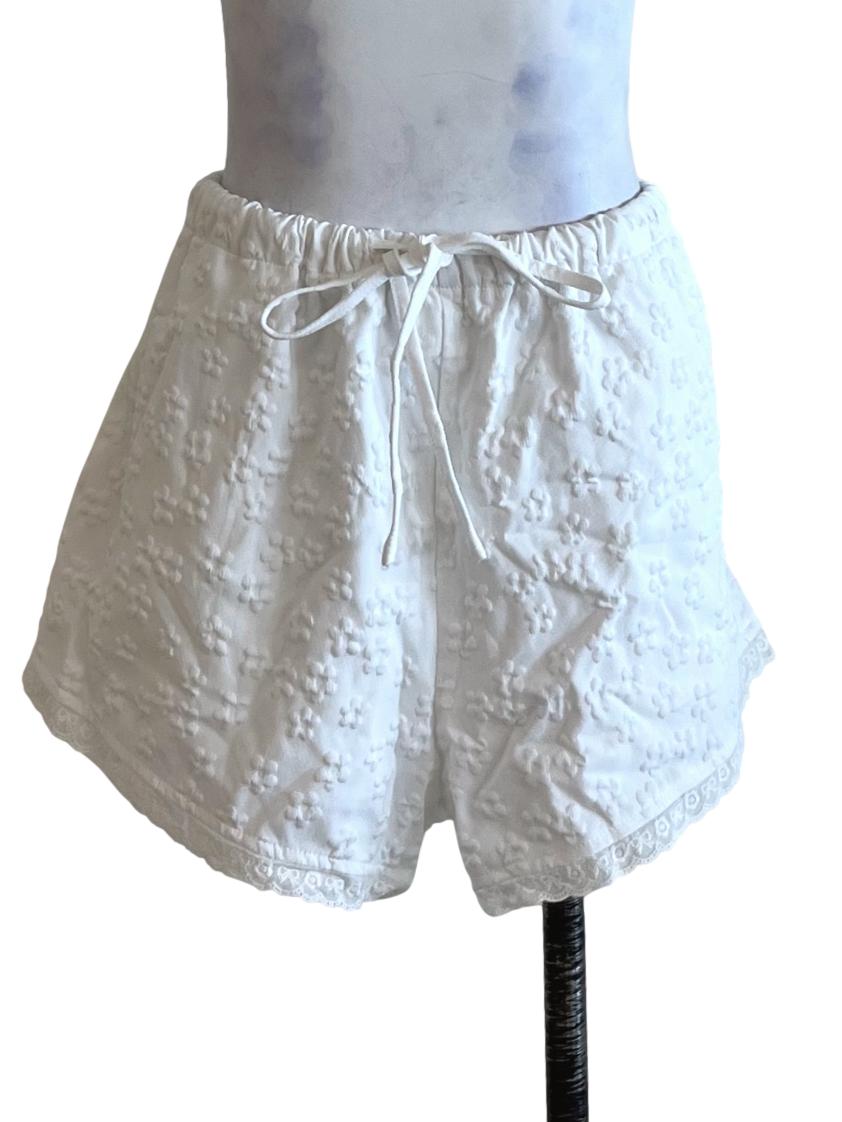 White High-Waisted Shorts TTR