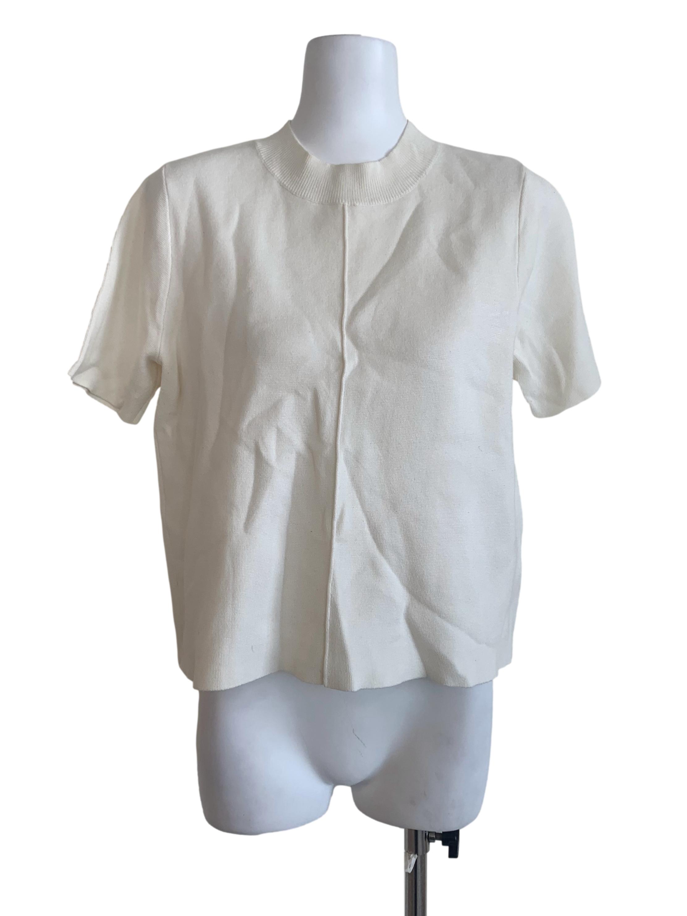 White Round Neck Top