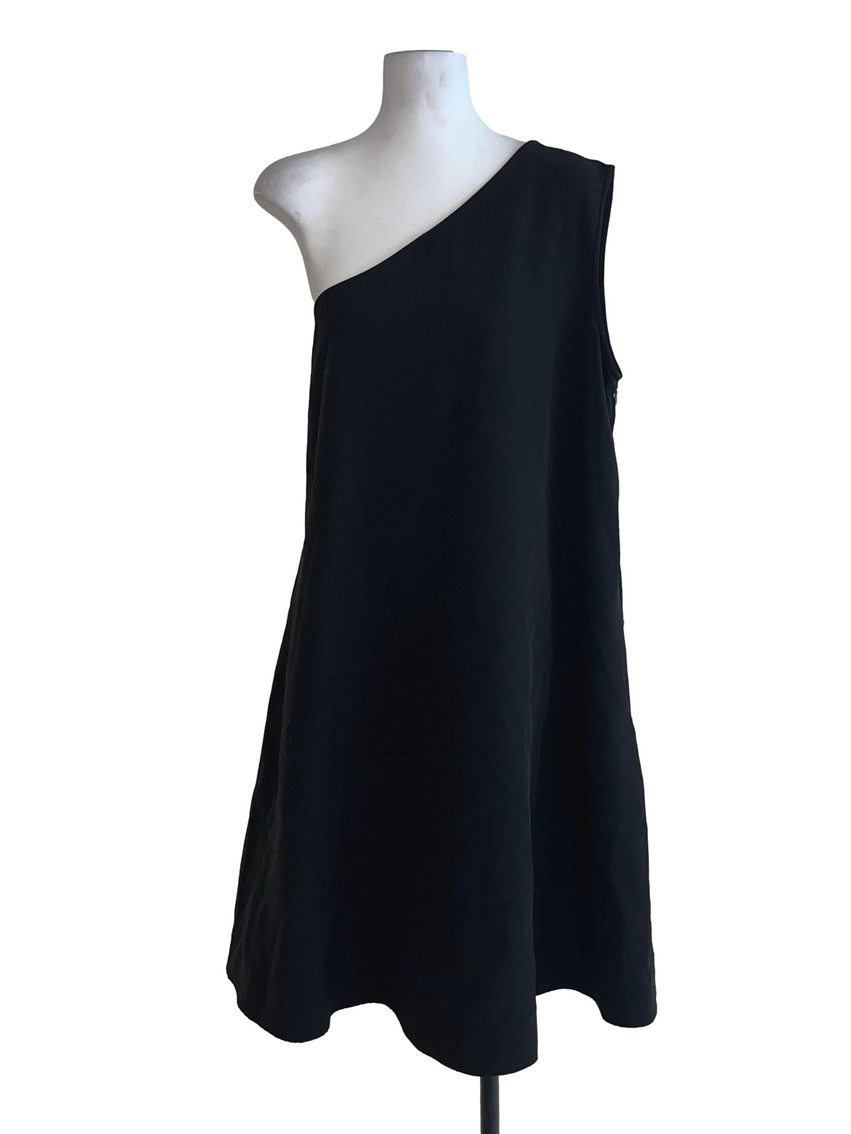 Jade Black Minimalist One-Shoulder Dress