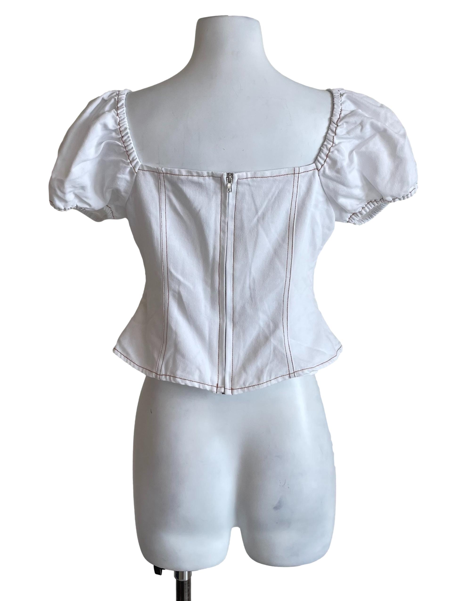 Daisy Contrast Stitch Square Neck Fit Top