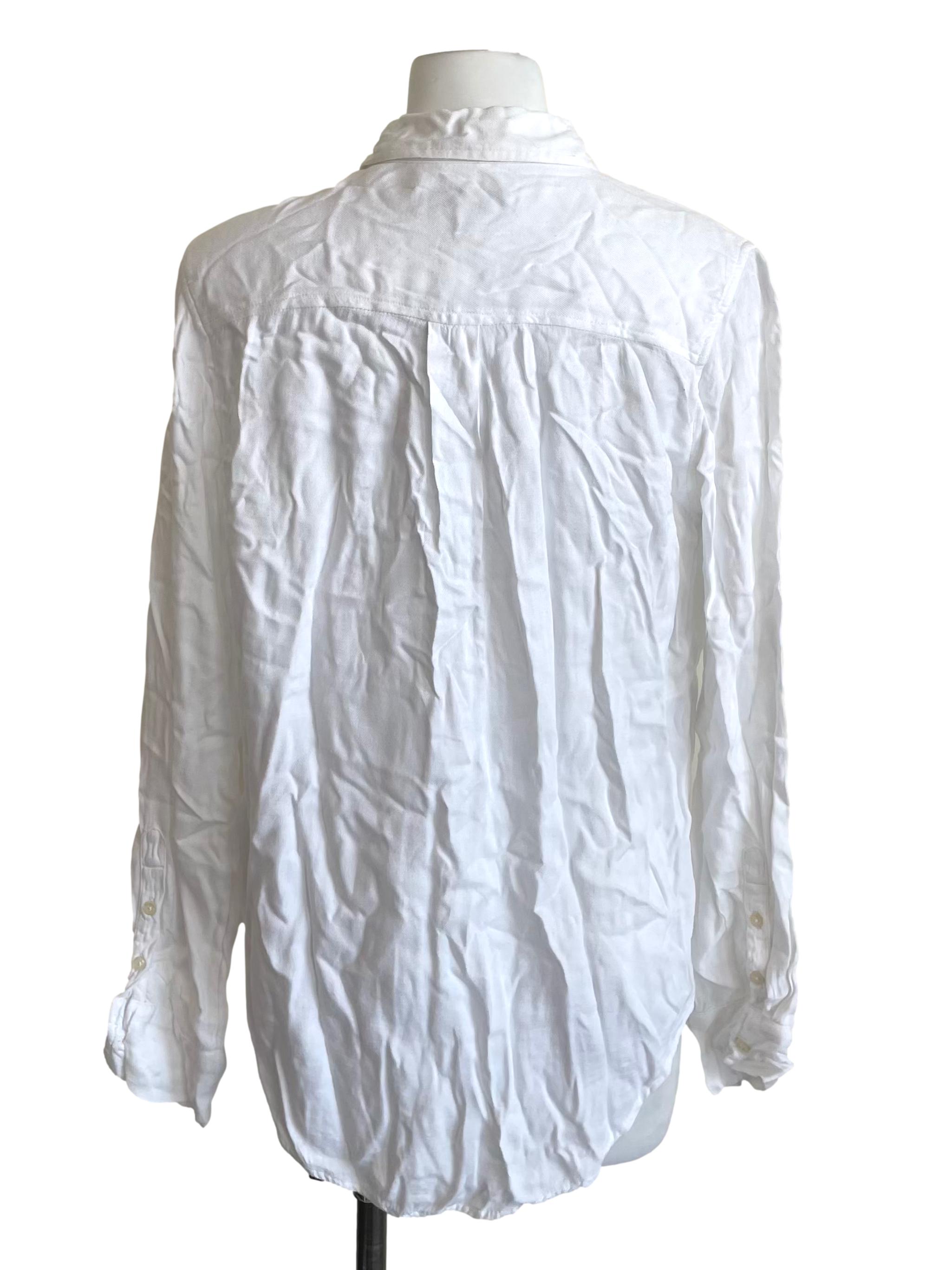 White Bust Pockets Shirt