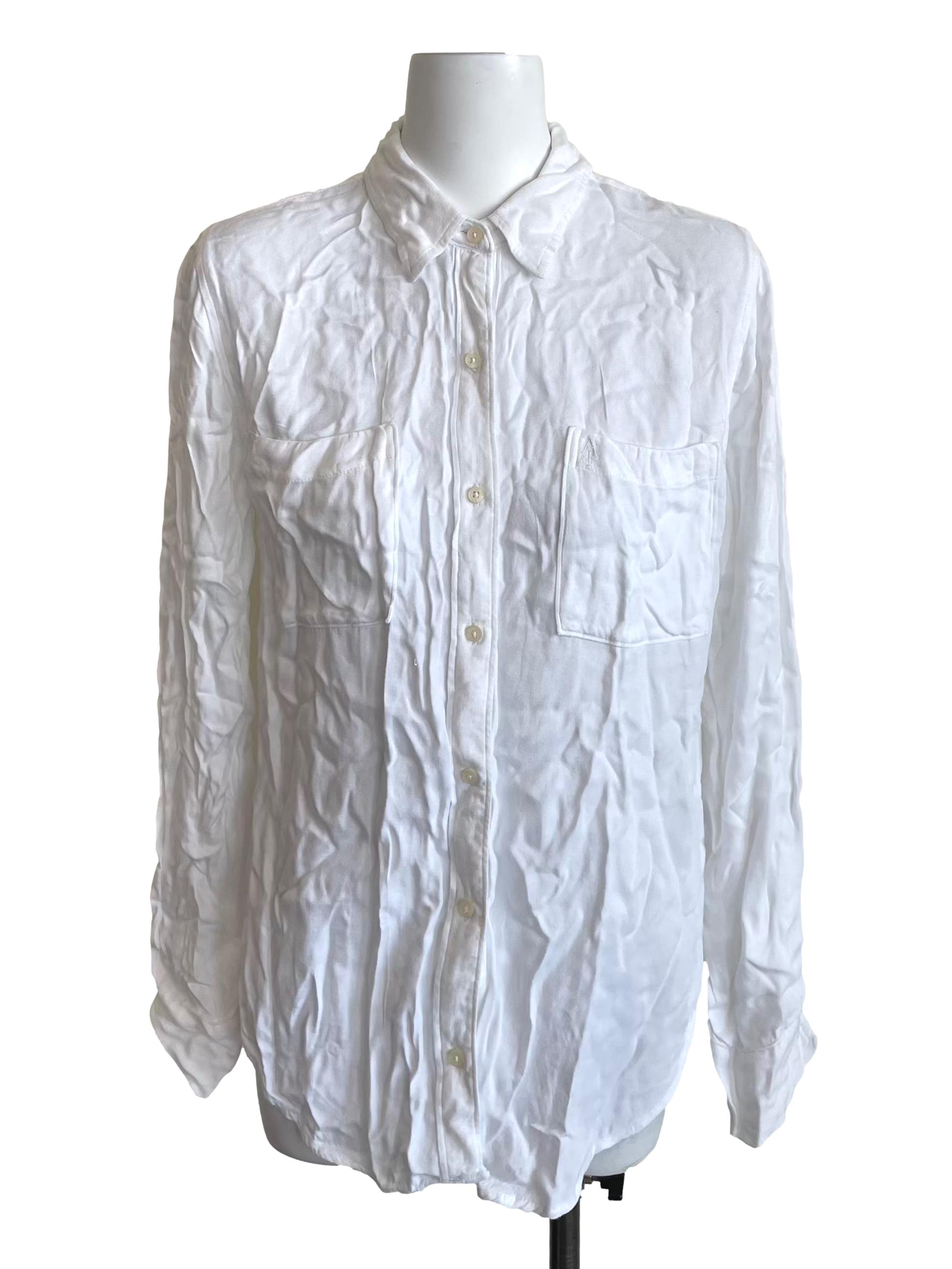 White Bust Pockets Shirt