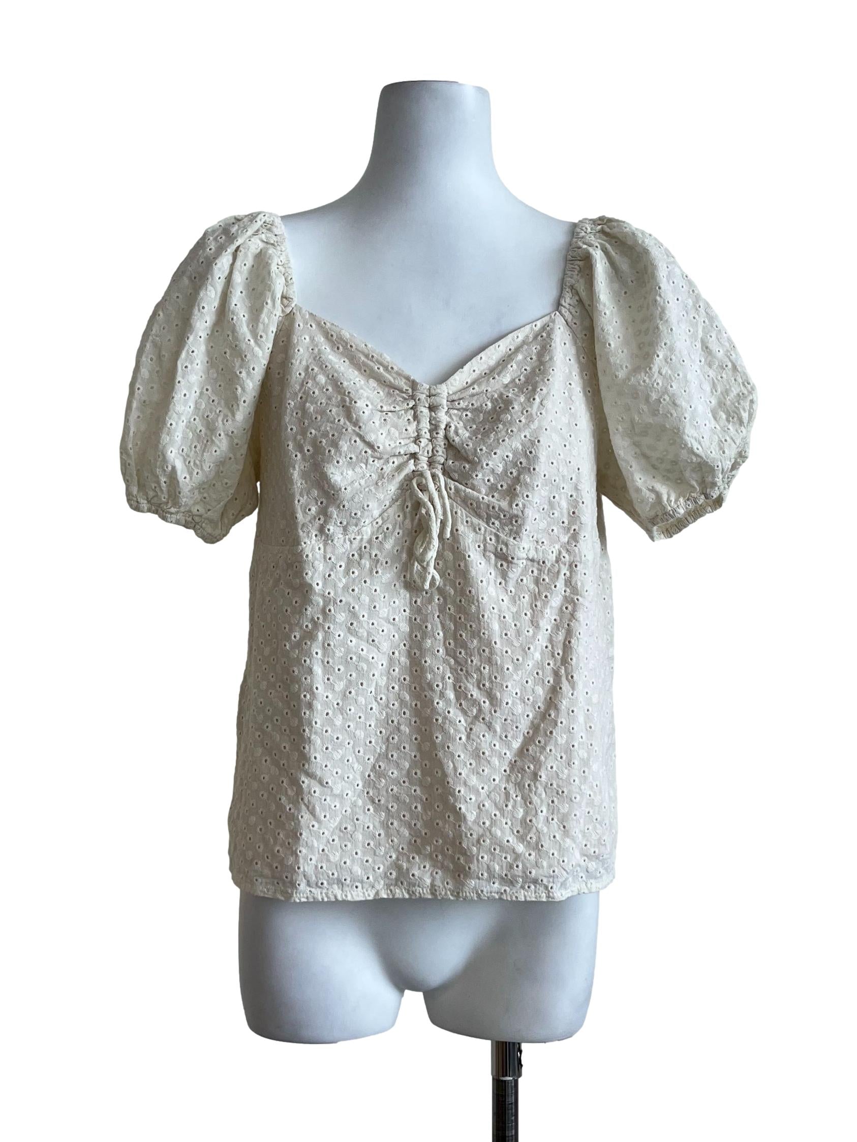Cream Lace Short Sleeves Blouse