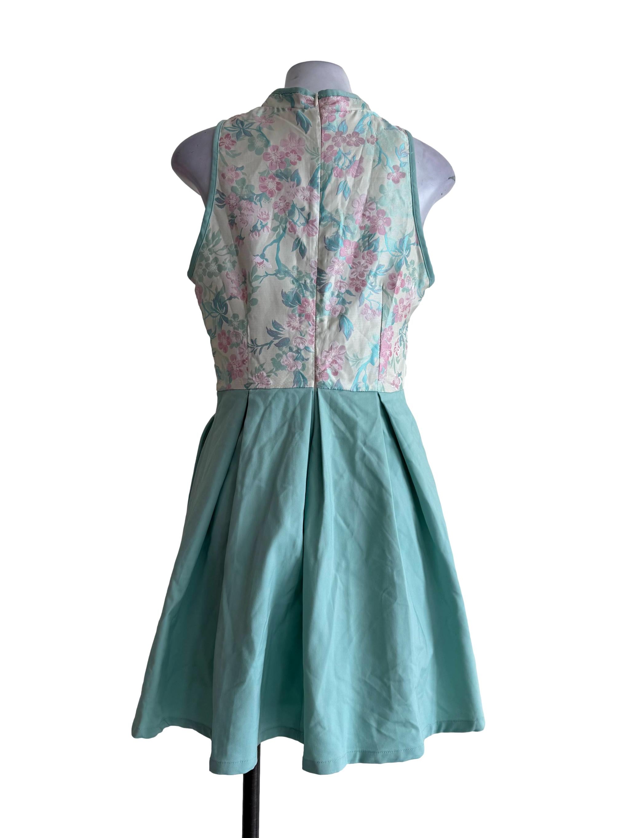 Mint Green With Chinese Neck Sleeveless Dress