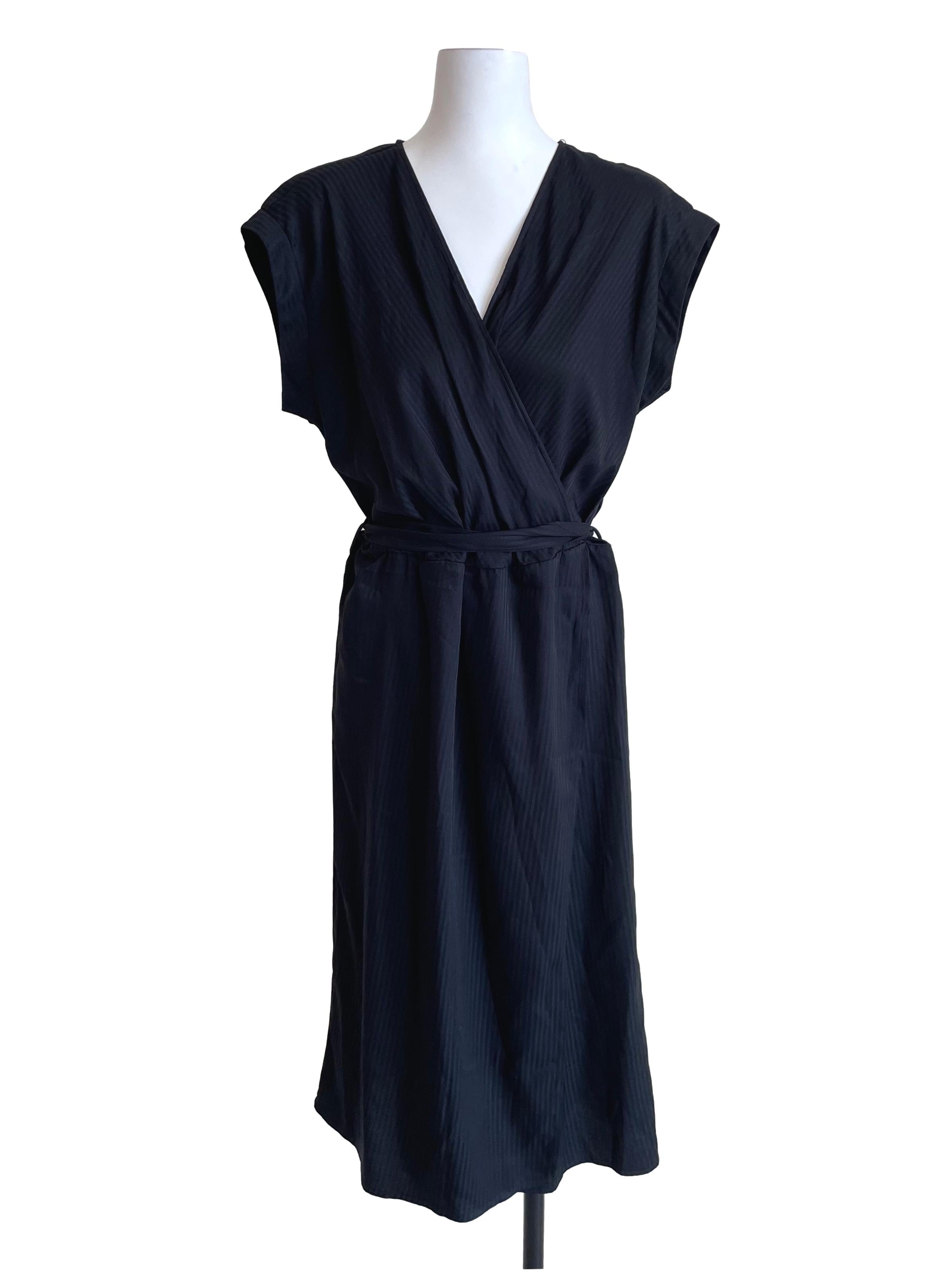 Black Wide Sleeves Wrap Dress