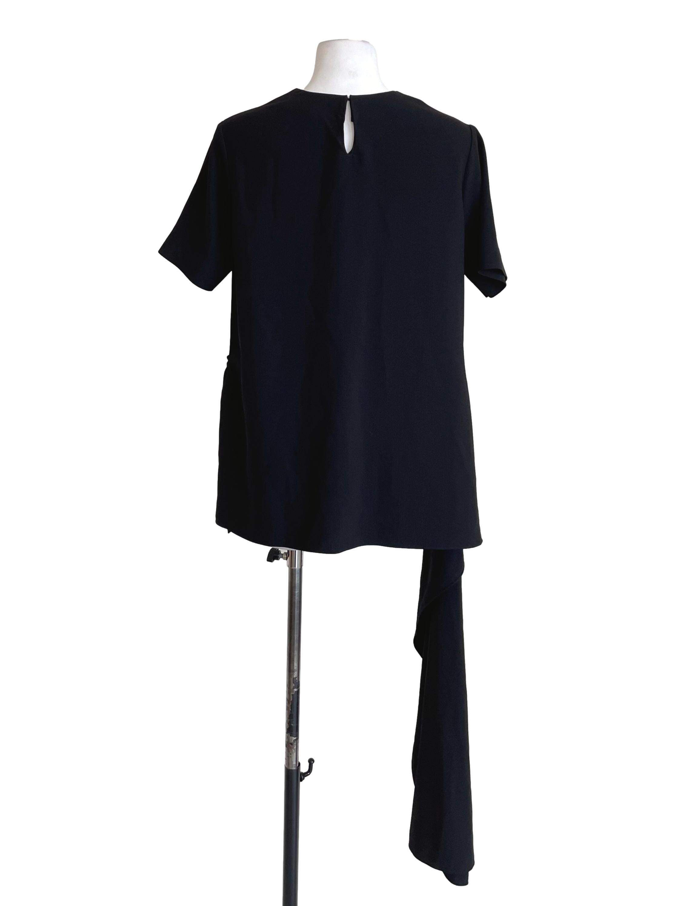 Black Jellyfish Slit Top
