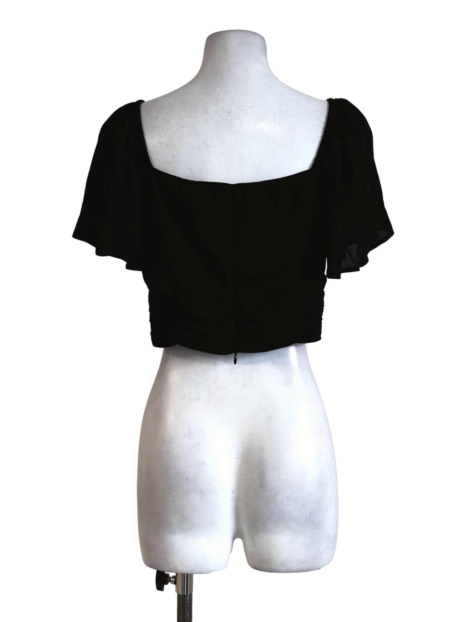 Black Pleated Pattern Crop Top