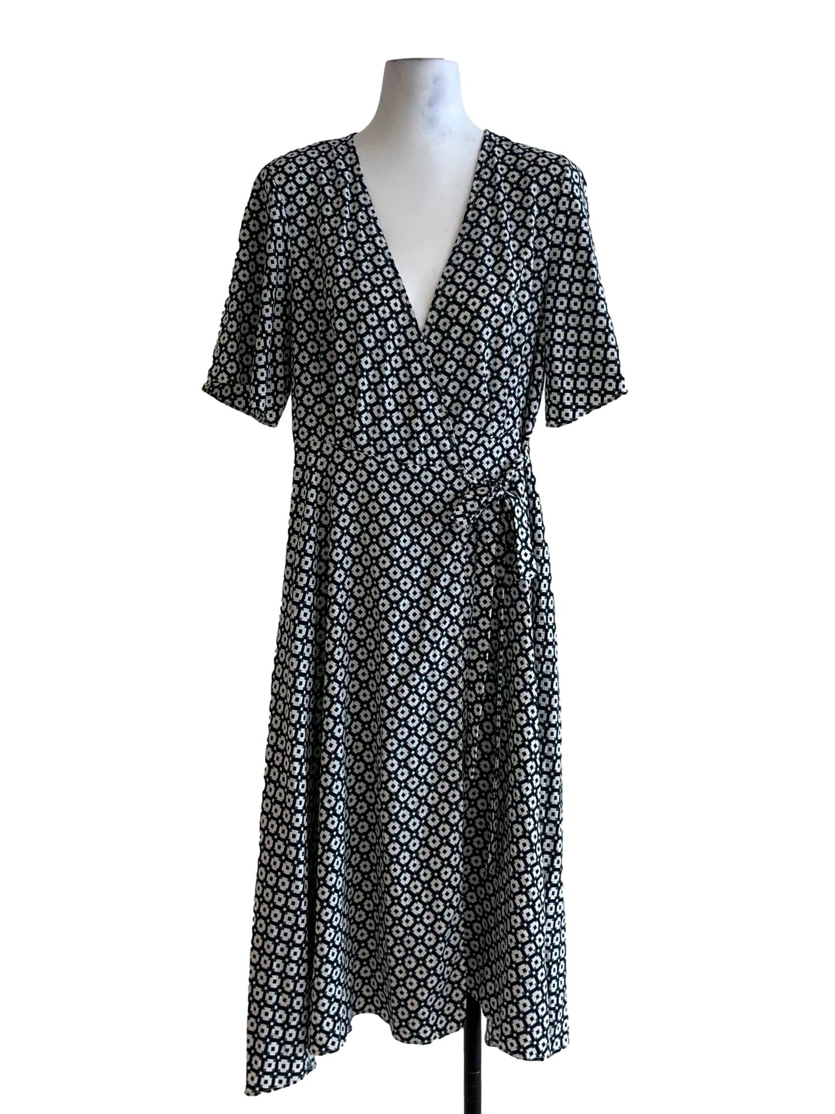 Navy Blue V-Neckline Wrap Dress