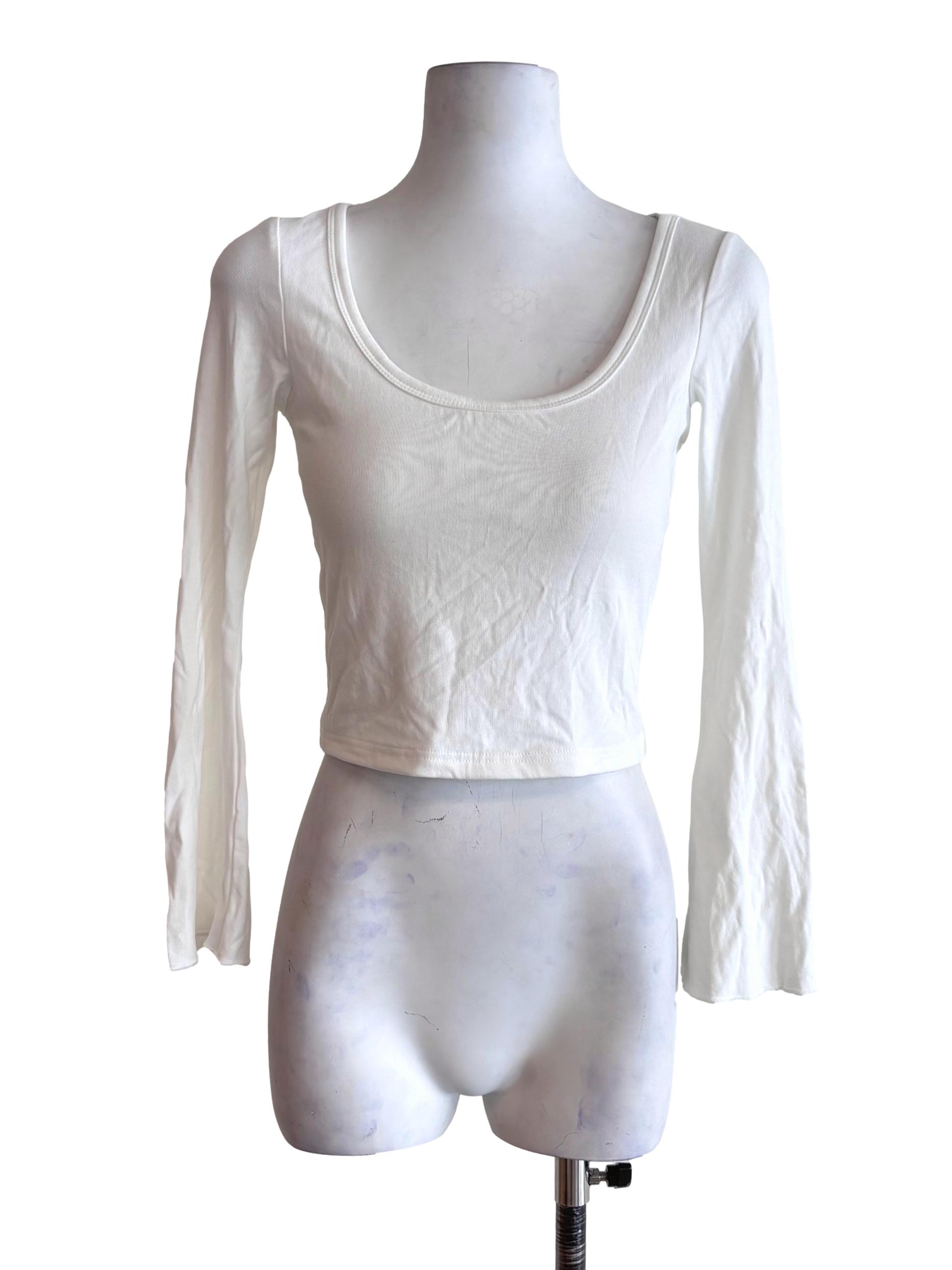 White Scoop Neck Long Sleeve Top TTR
