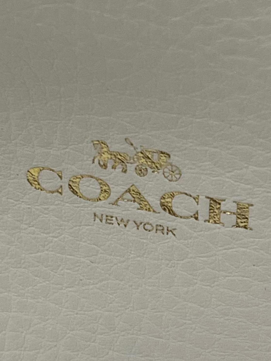 Chalk Pebble Leather Derby Tote Bag