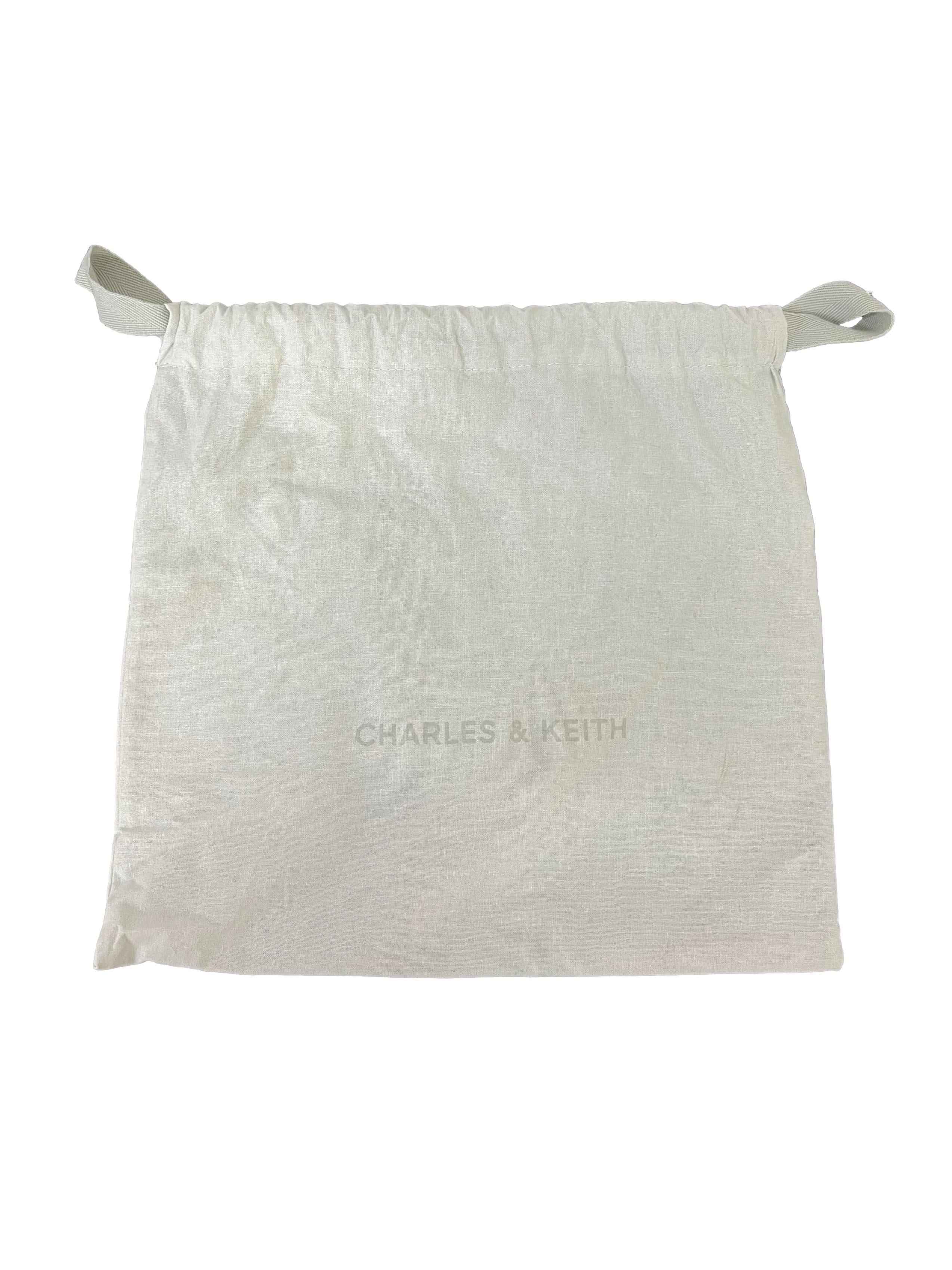 Black Mini Accott Scare Handle Quilted Bag