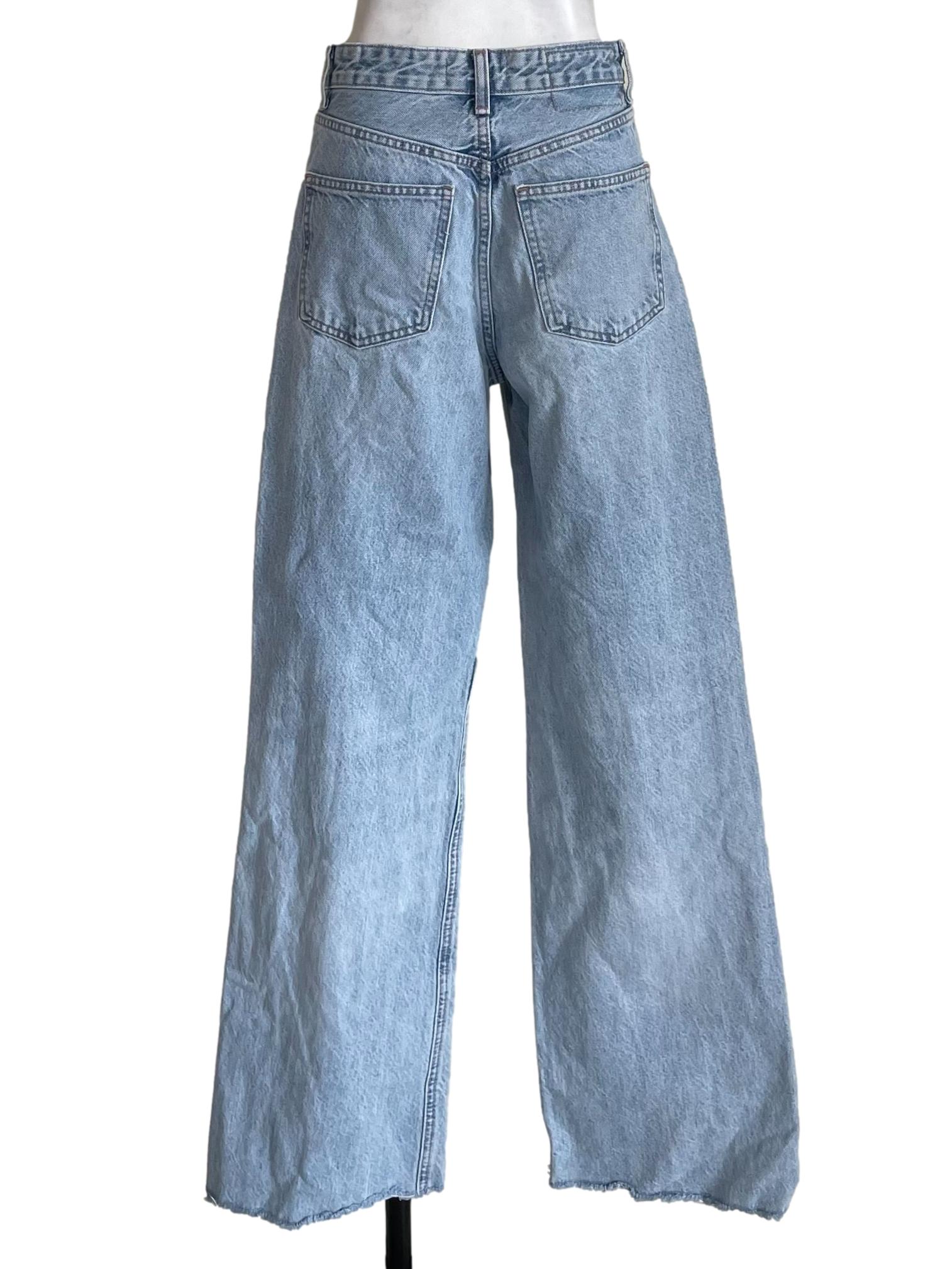 Light Blue Baggy Jeans