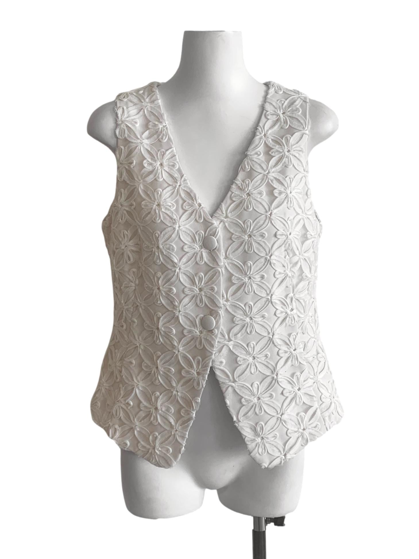 Pearl White Lace Pattern Vest LB
