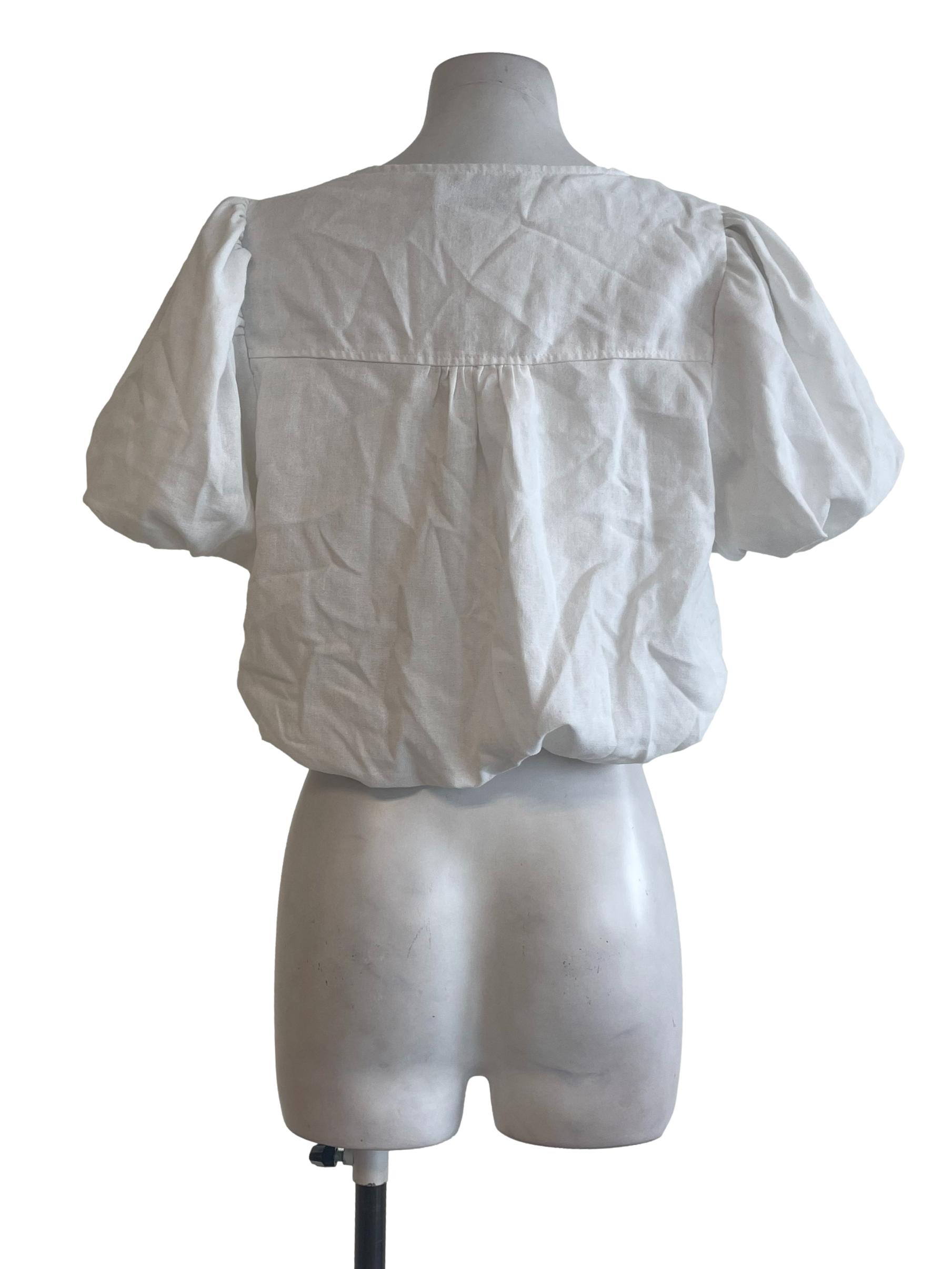 Off White Puffed Top