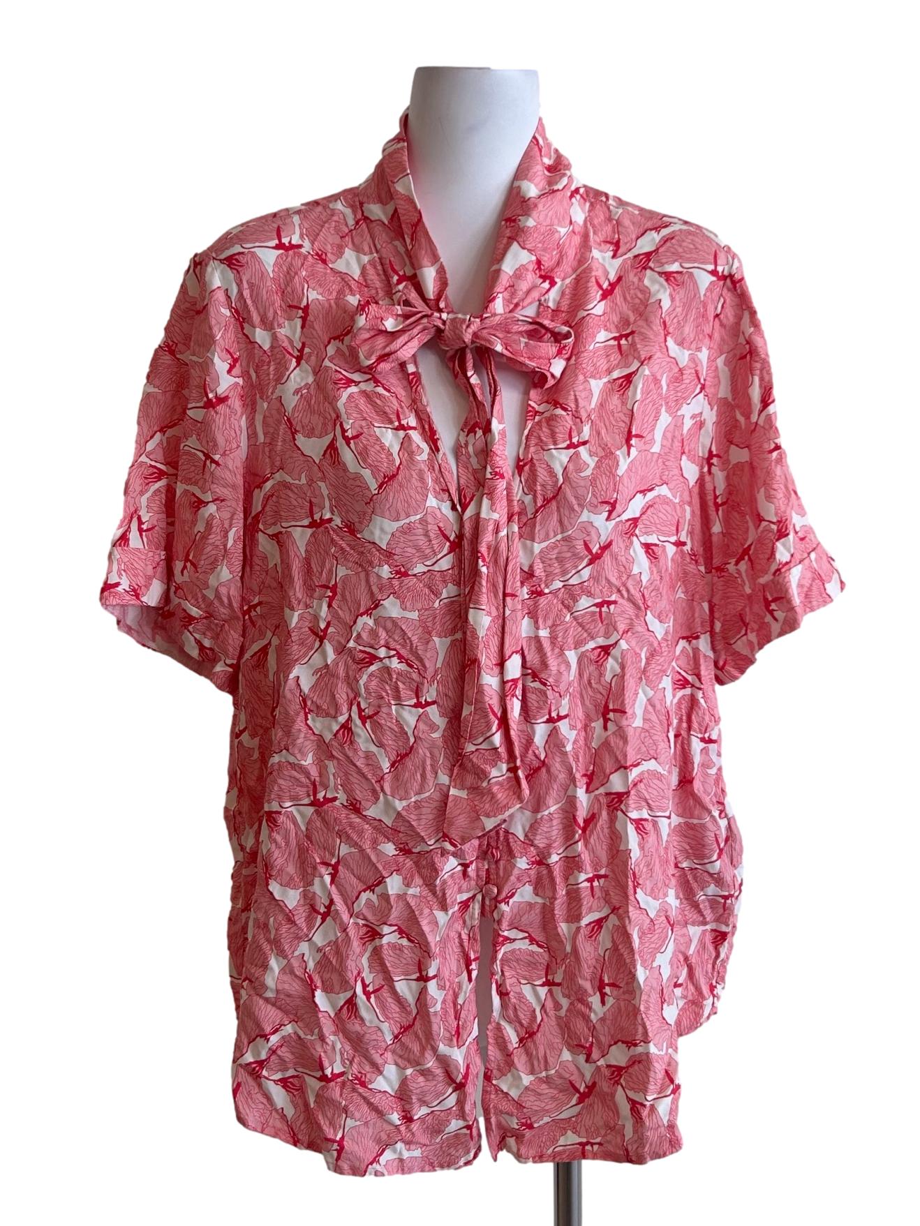 Horn Blouse - Blouse In Pink Petal Print CSN
