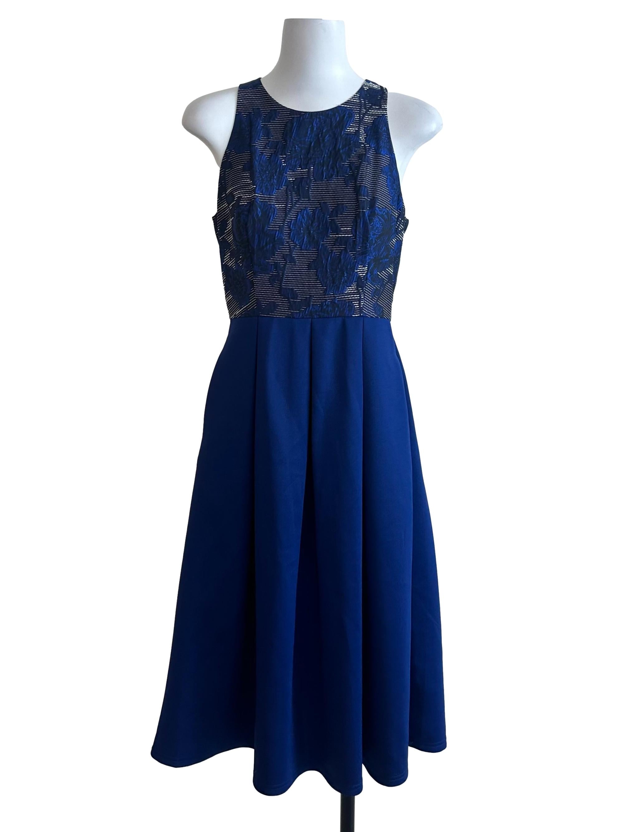 Love Bonito Berry Blue Floral Textured Round Neck Dress | REFASH Love Bonito Berry Blue Floral Textured Round Neck Dress | REFASH