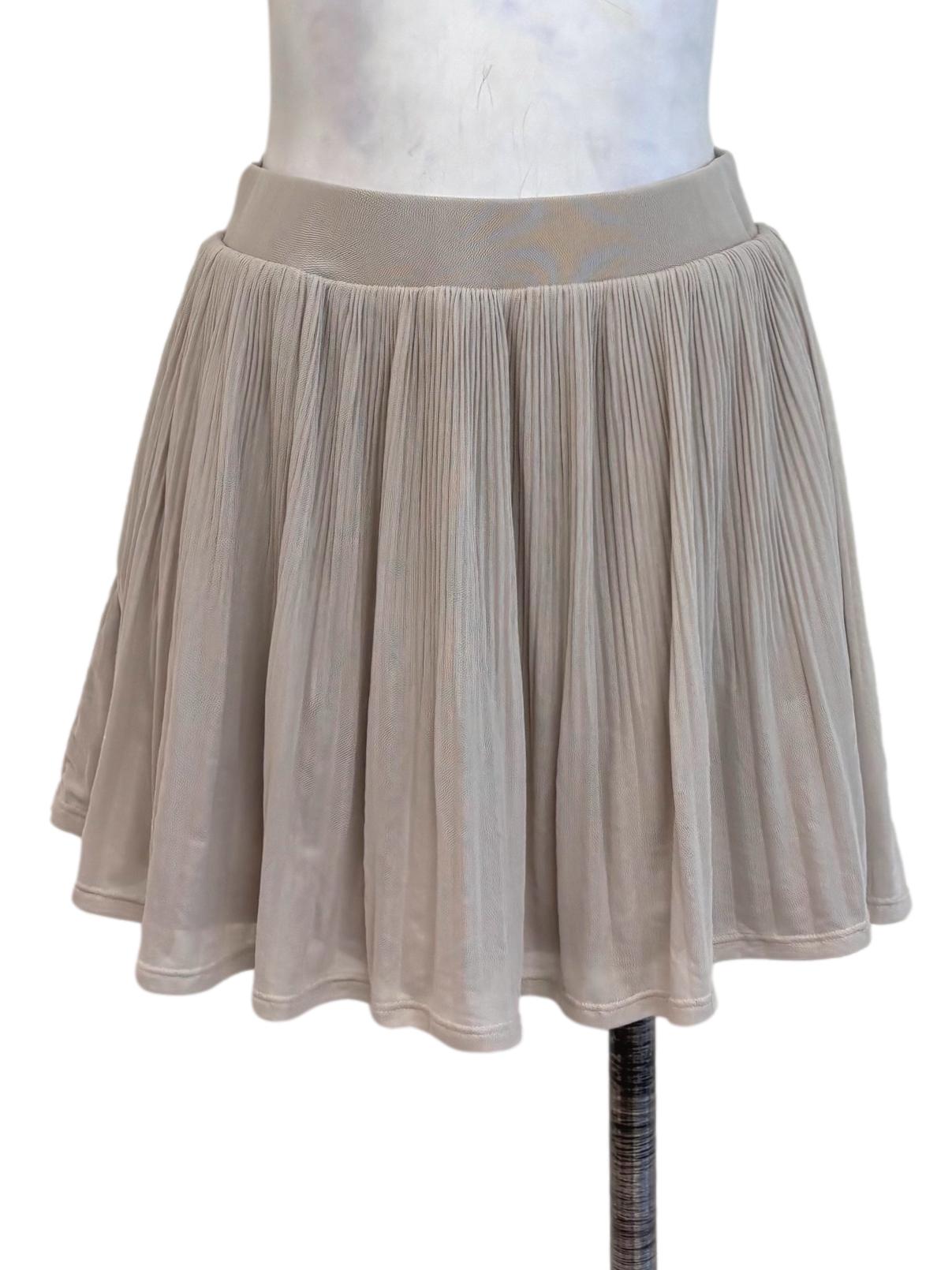 Etoupe Pleated Mesh Skorts