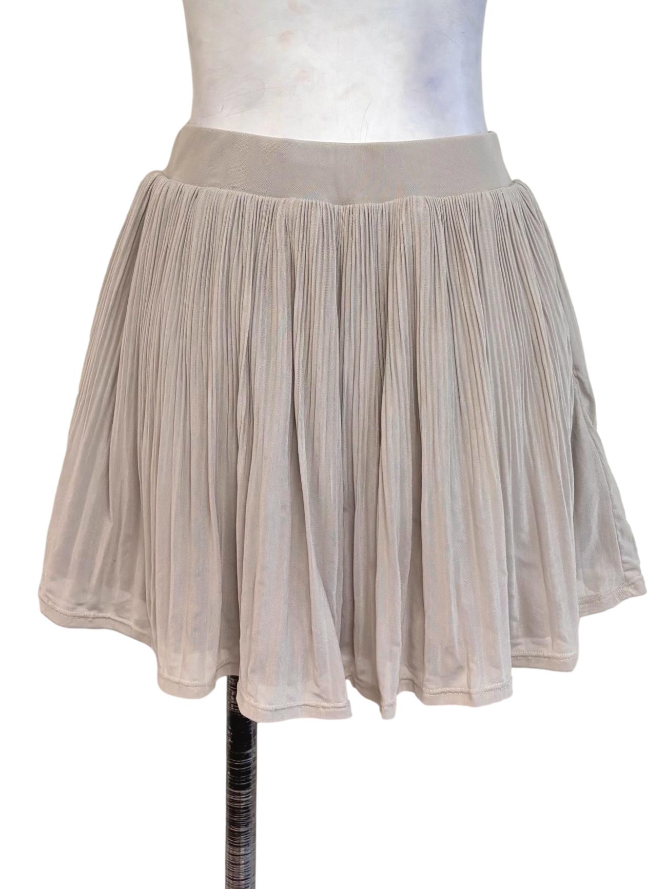 Etoupe Pleated Mesh Skorts