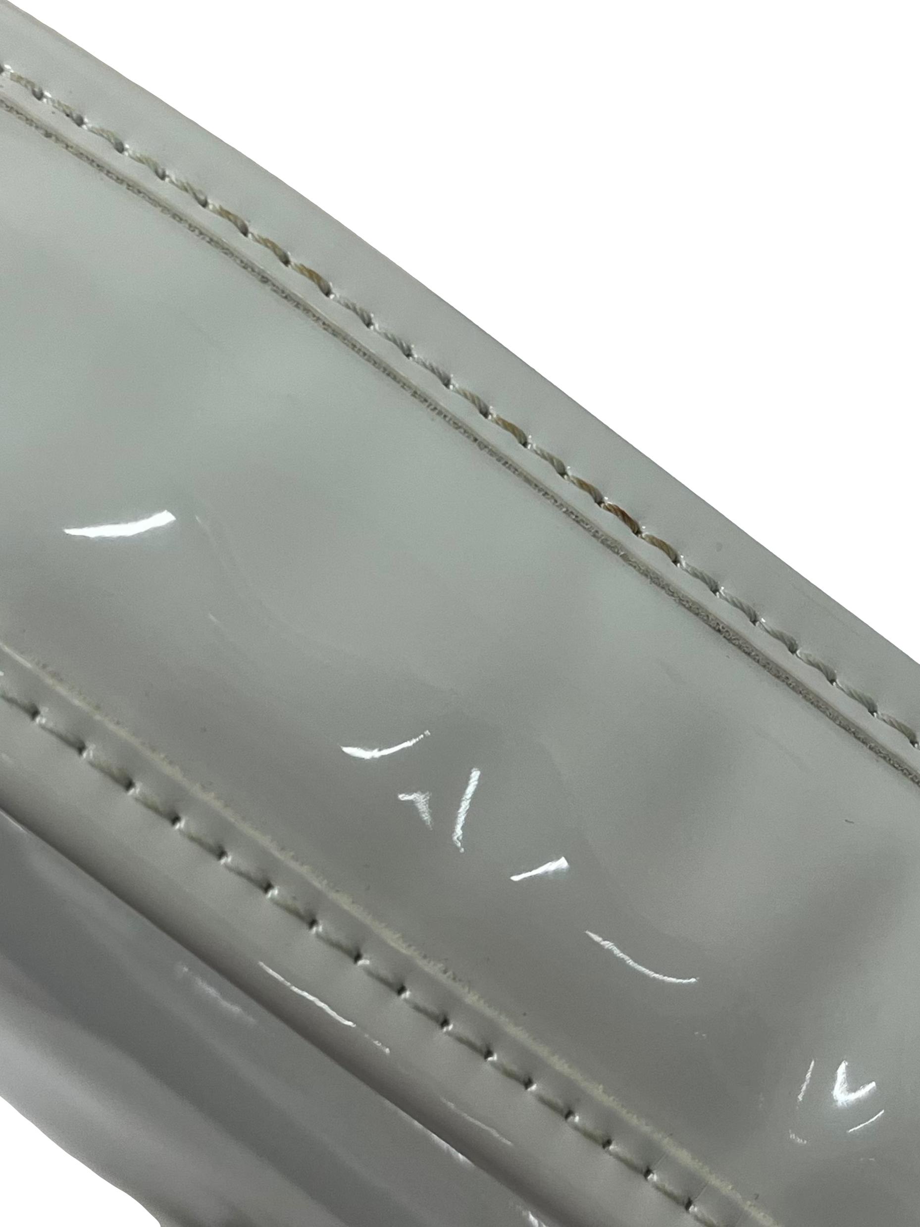 White Shoulder Bag With Adjustable Straps