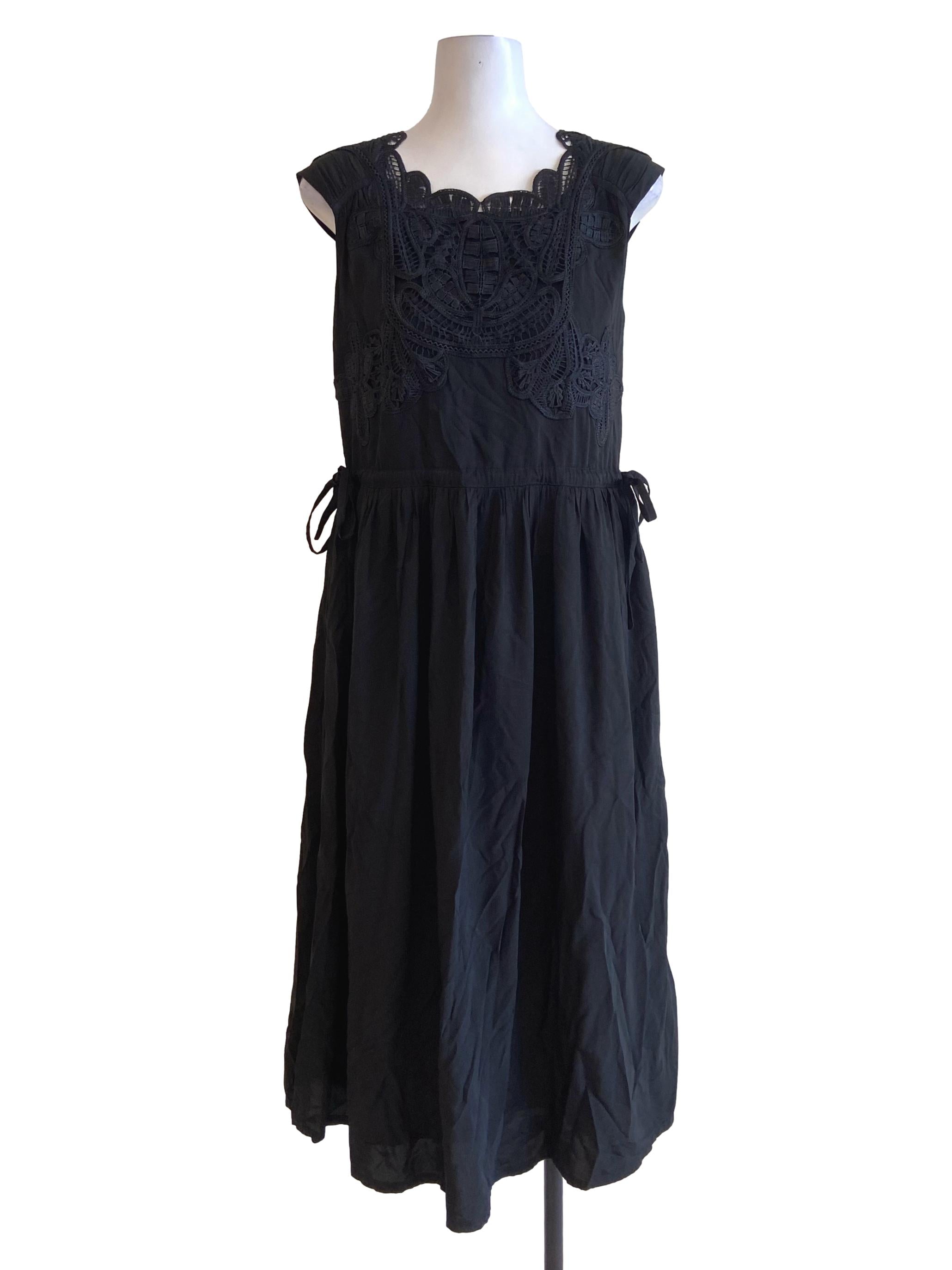 Black Floral Lace Pegged A-Line Dress