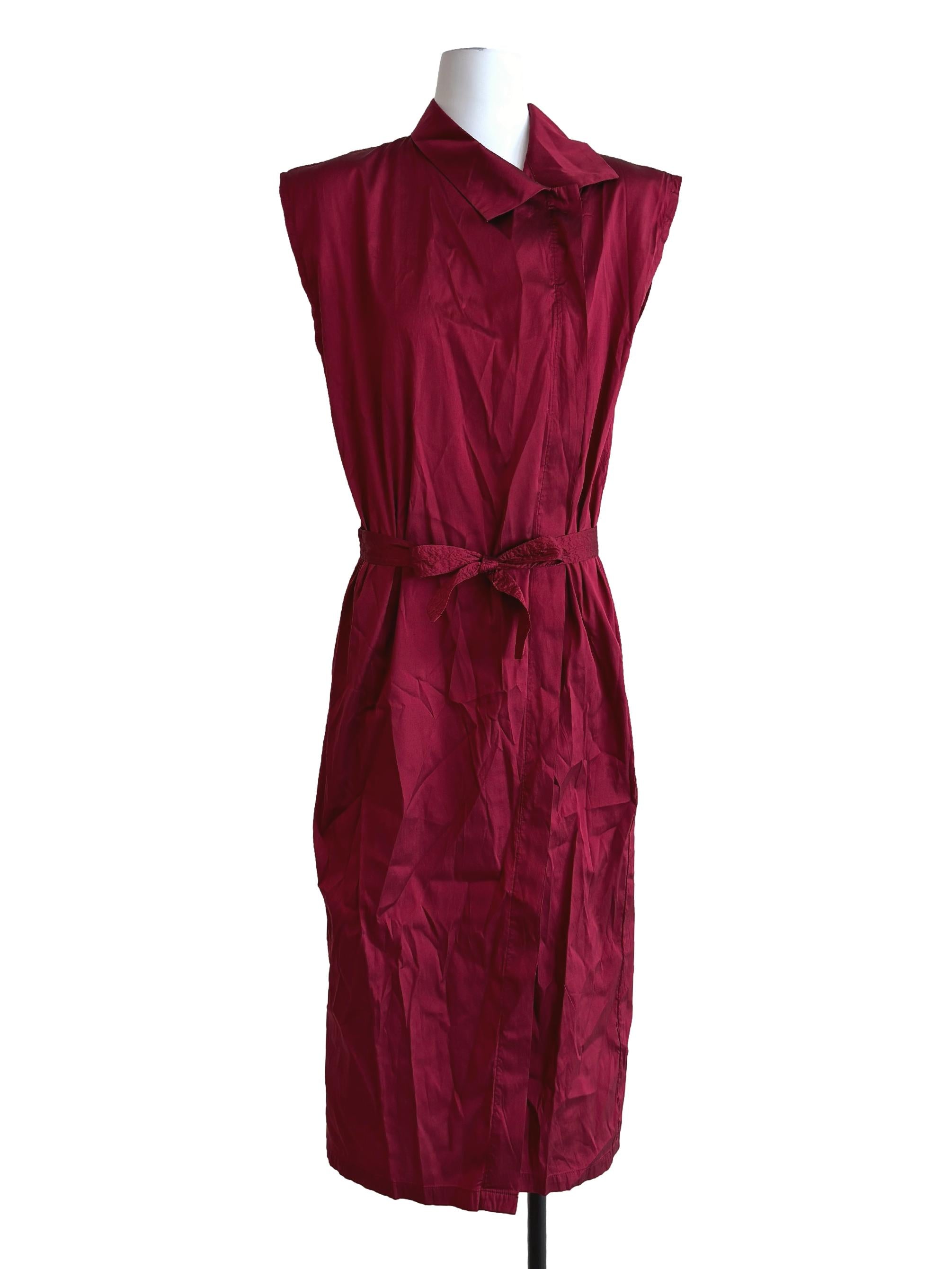 Ruby Red Sleeveless Buttoned Dress