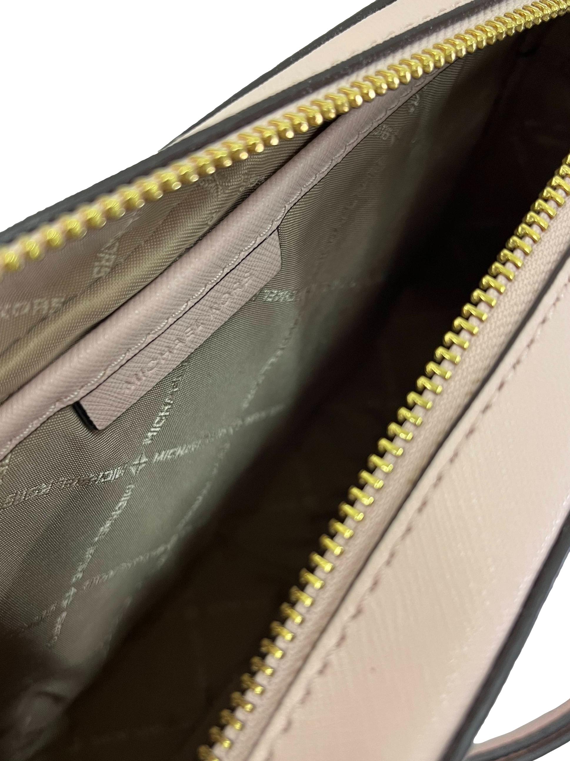 Pink Leather Jet Set Crossbody Bag CSN