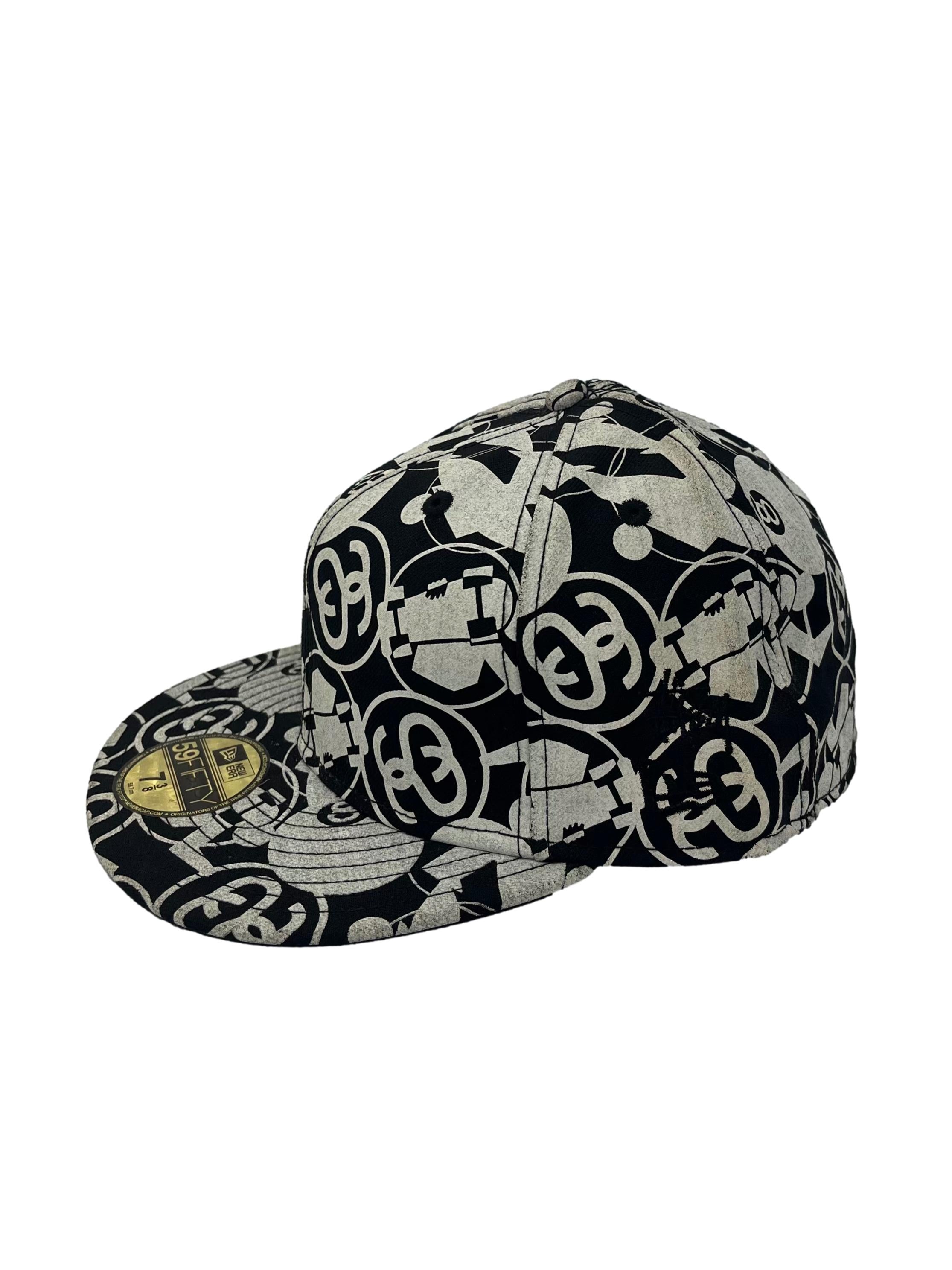 Black With White Print Snapback Cap