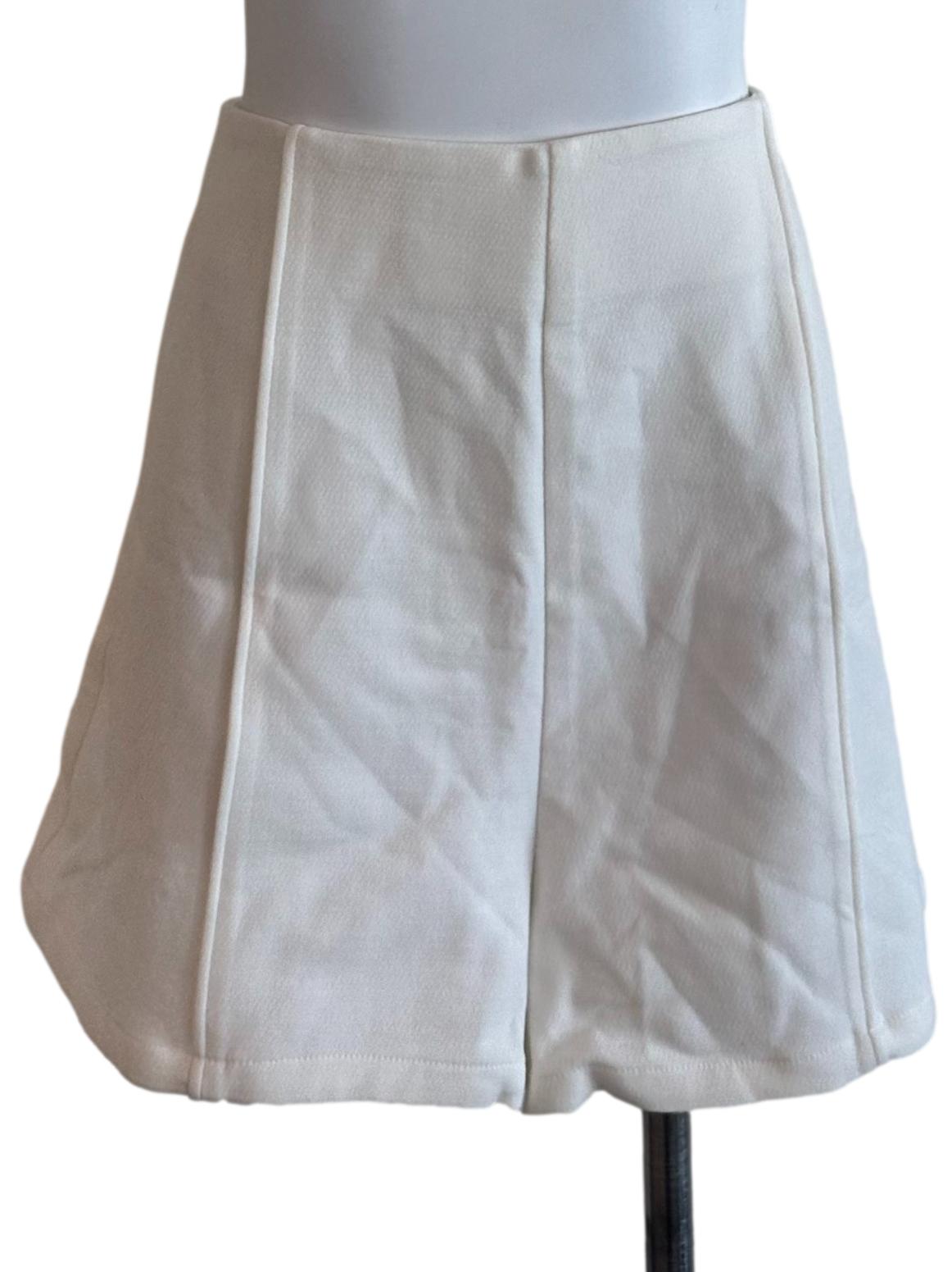 Off White Panel Casual Shorts