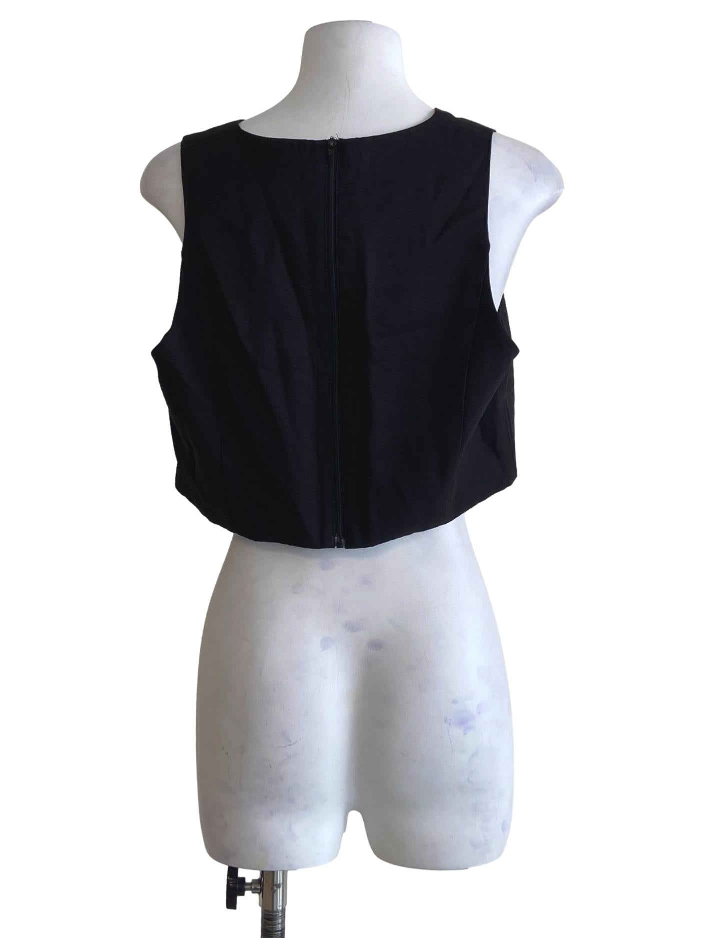 Black Sleeveless Crop Top